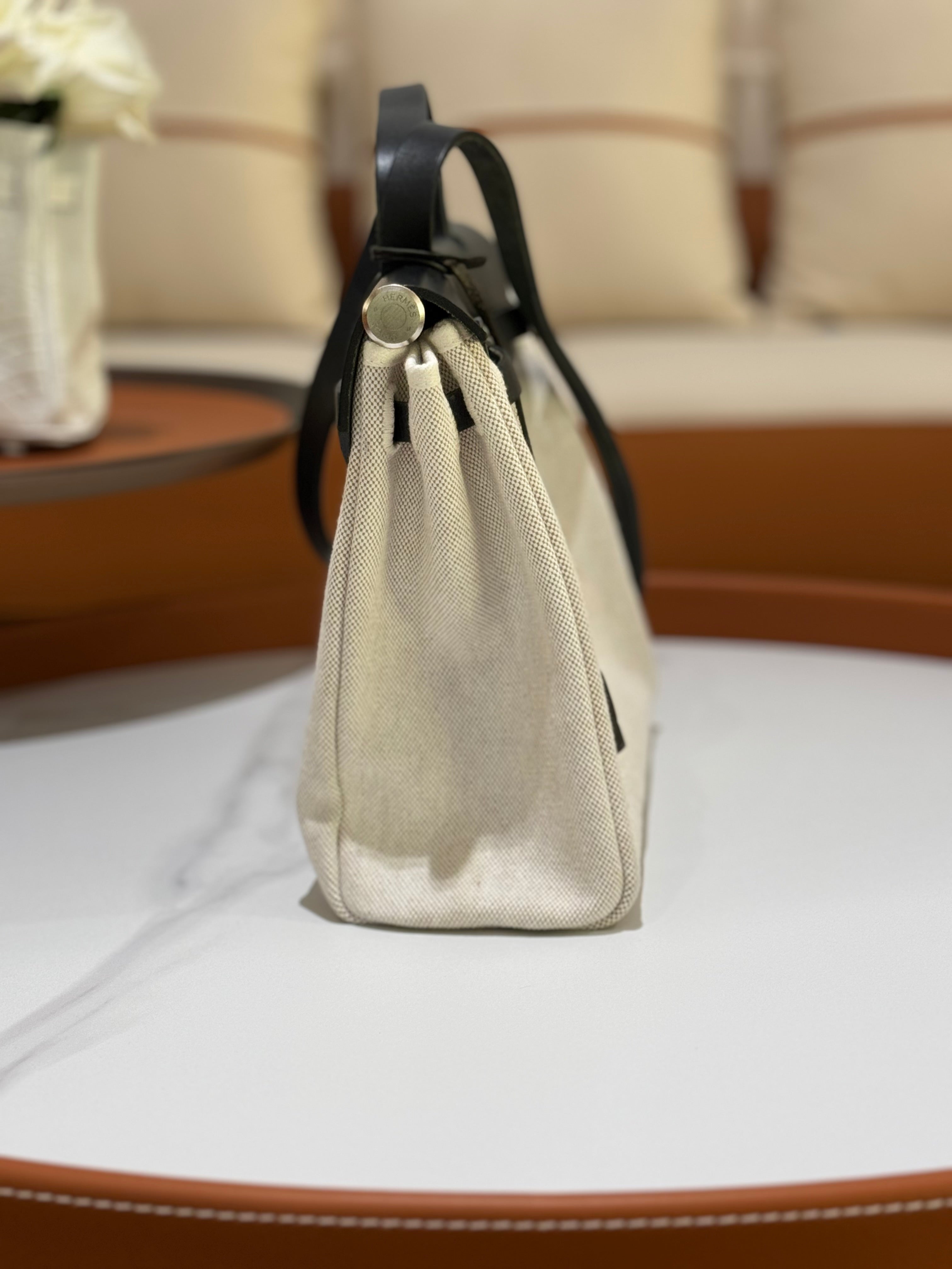 HERMES VINTAGE HERBAG 31