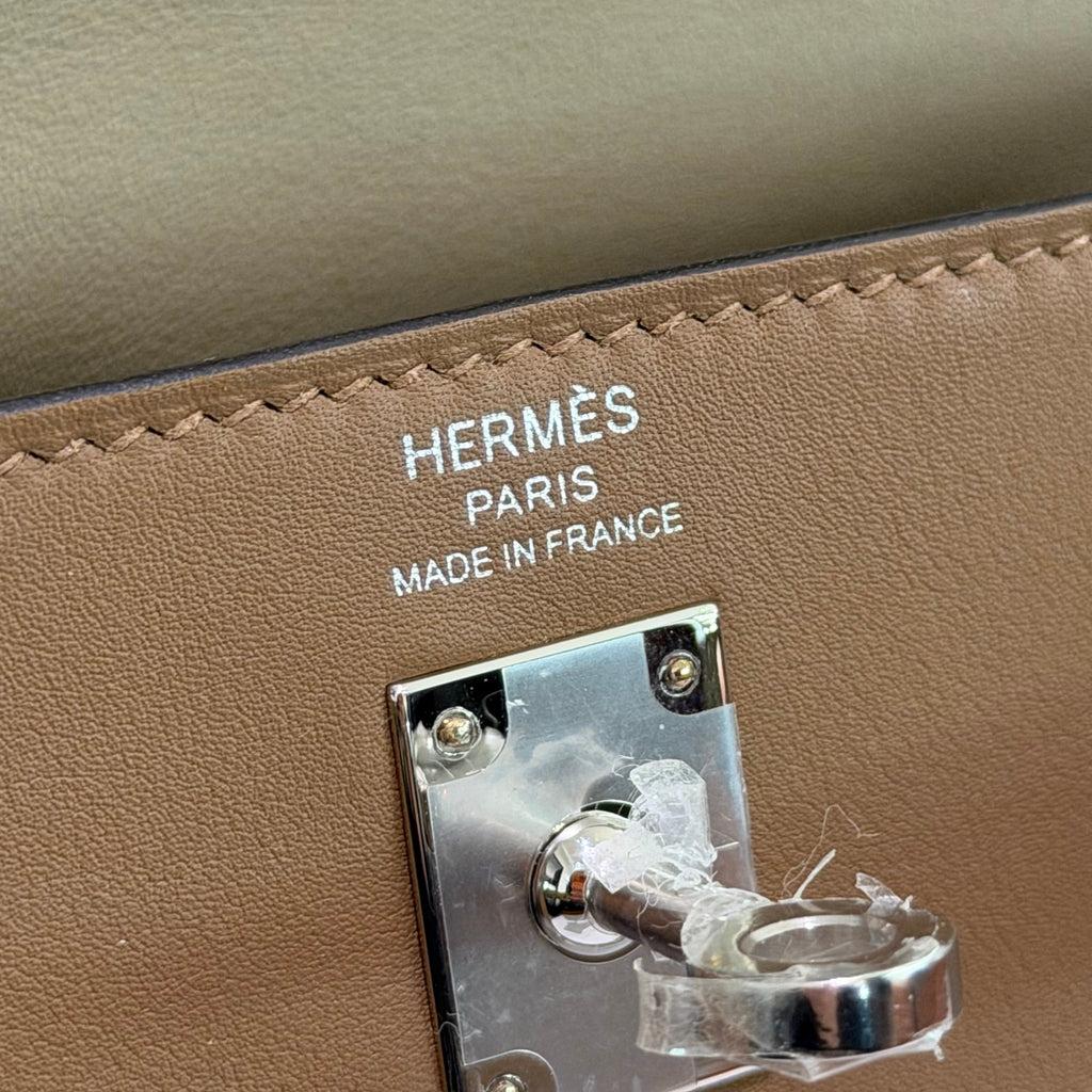 Hermes Kelly 25 Alezan/Beige Swift Leather with Silver Hardware (Stamp W)