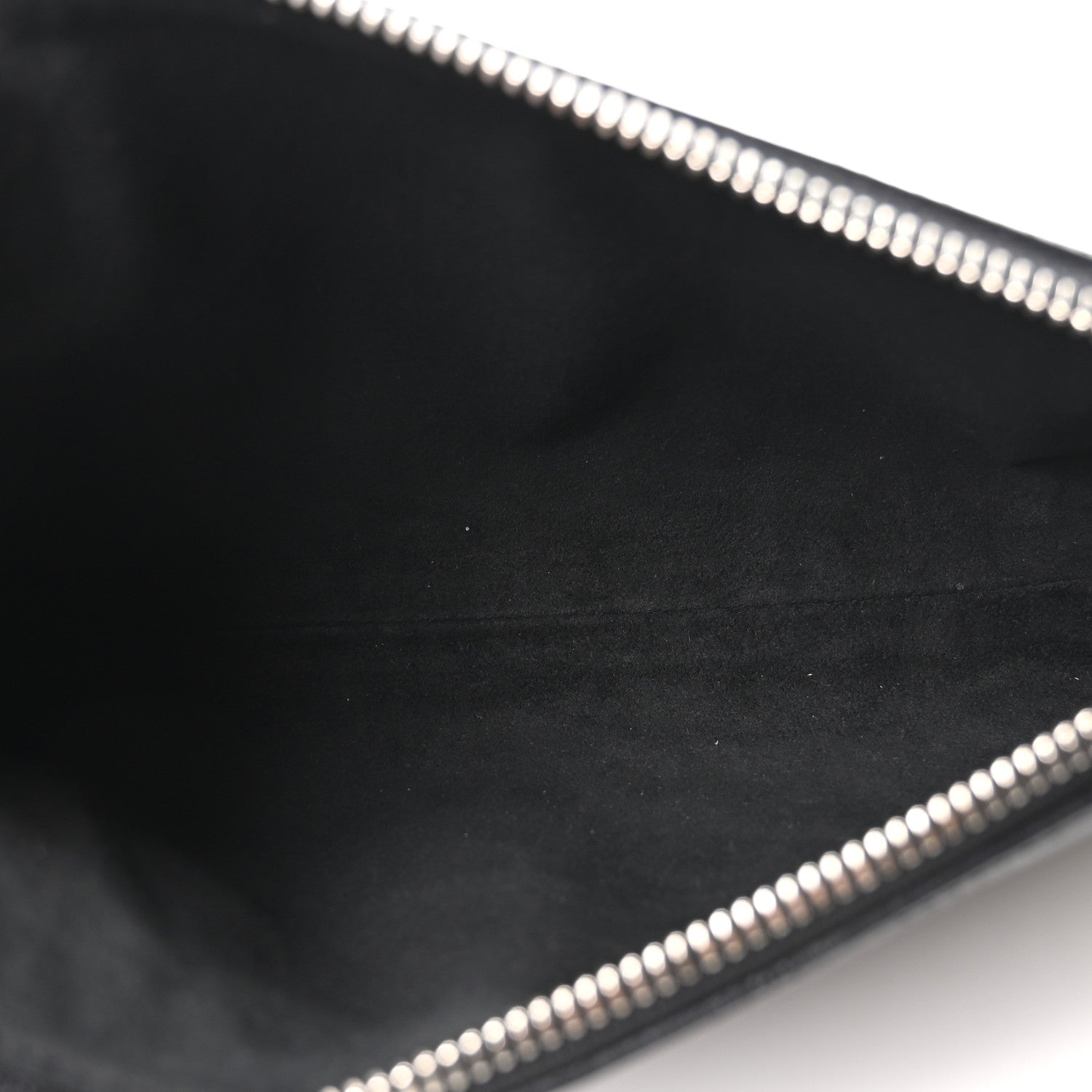 Calfskin Slim Trunk Black