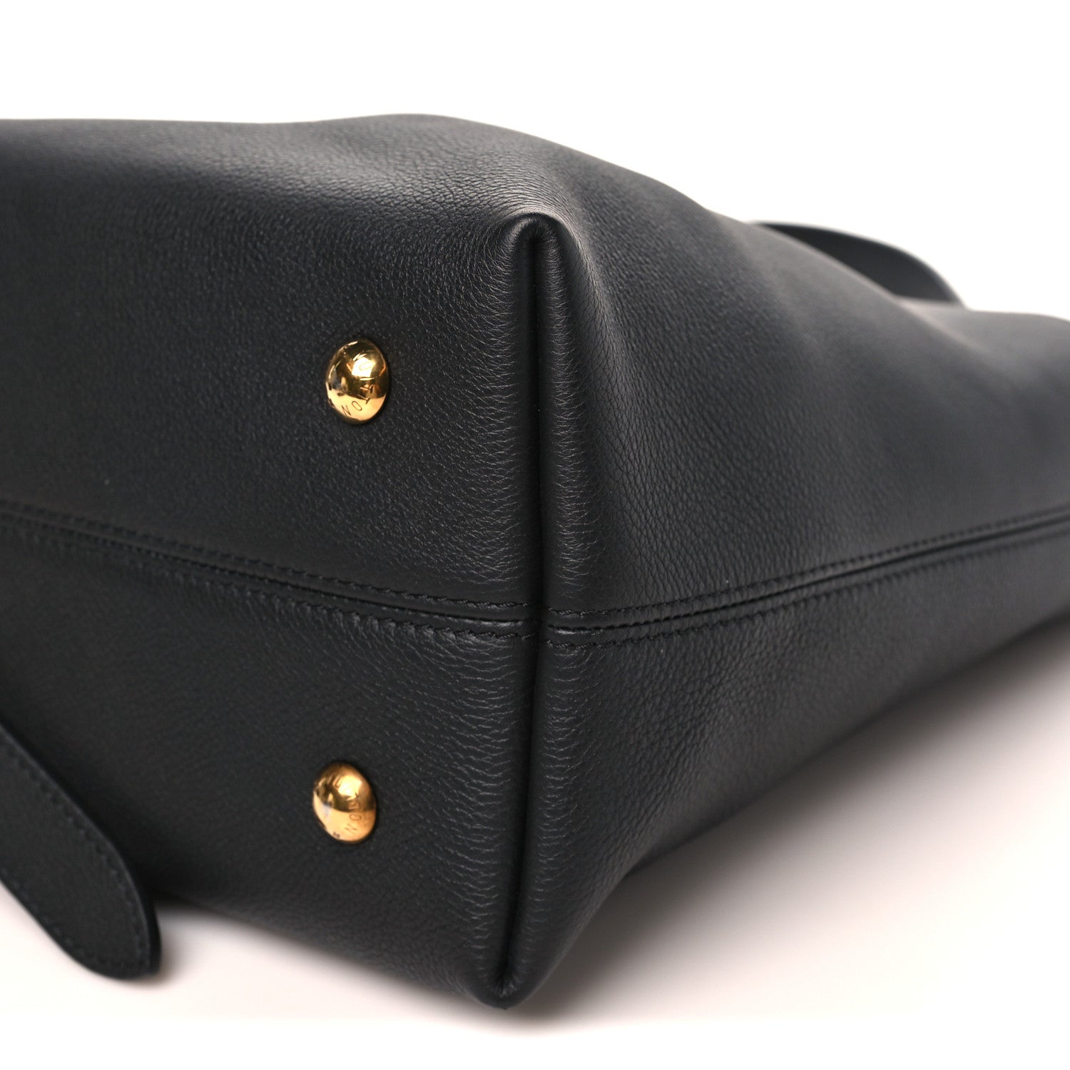 Grained Calfskin Low Key Hobo PM Black
