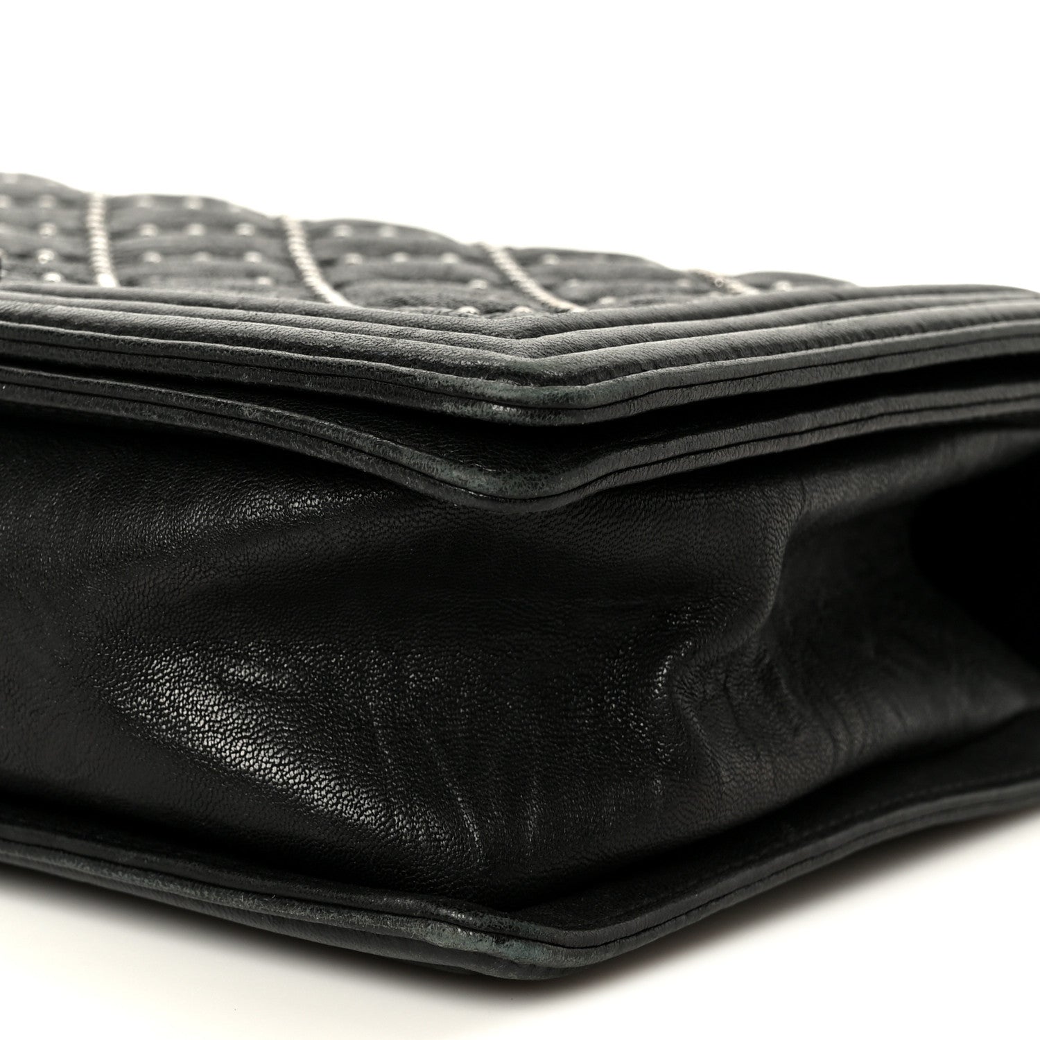 Crumpled Lambskin New Medium Studded Boy Flap Black