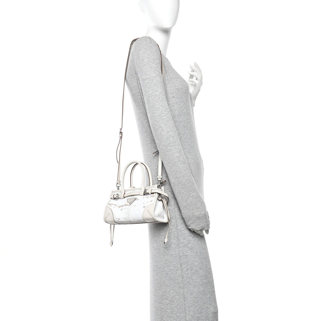 Linen Calfskin Triangle Mini Bonnie Hand Bag White