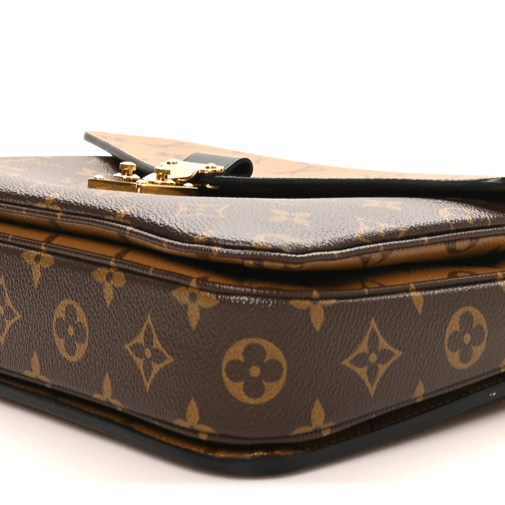 Reverse Monogram Pochette Metis