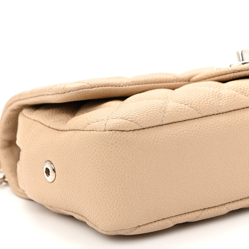 Caviar Quilted Medium Easy Flap Beige