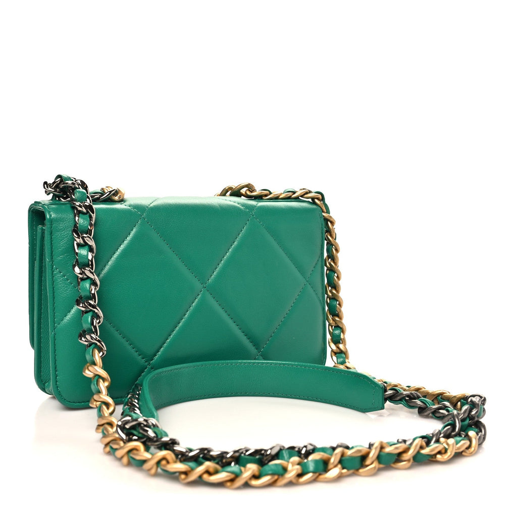 Lambskin Quilted Chanel 19 Wallet On Chain WOC Green