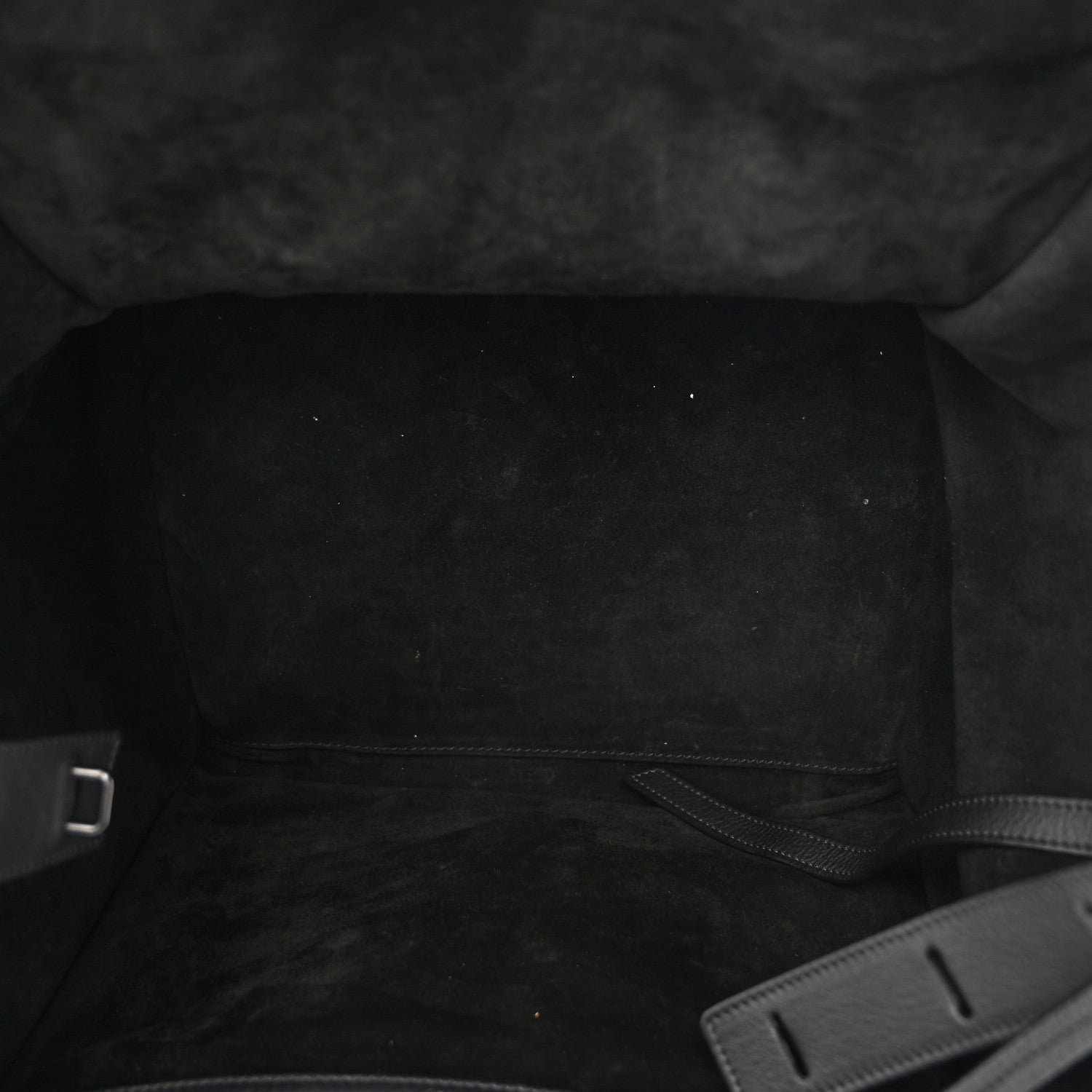Grained Calfskin Medium Phantom Luggage Black