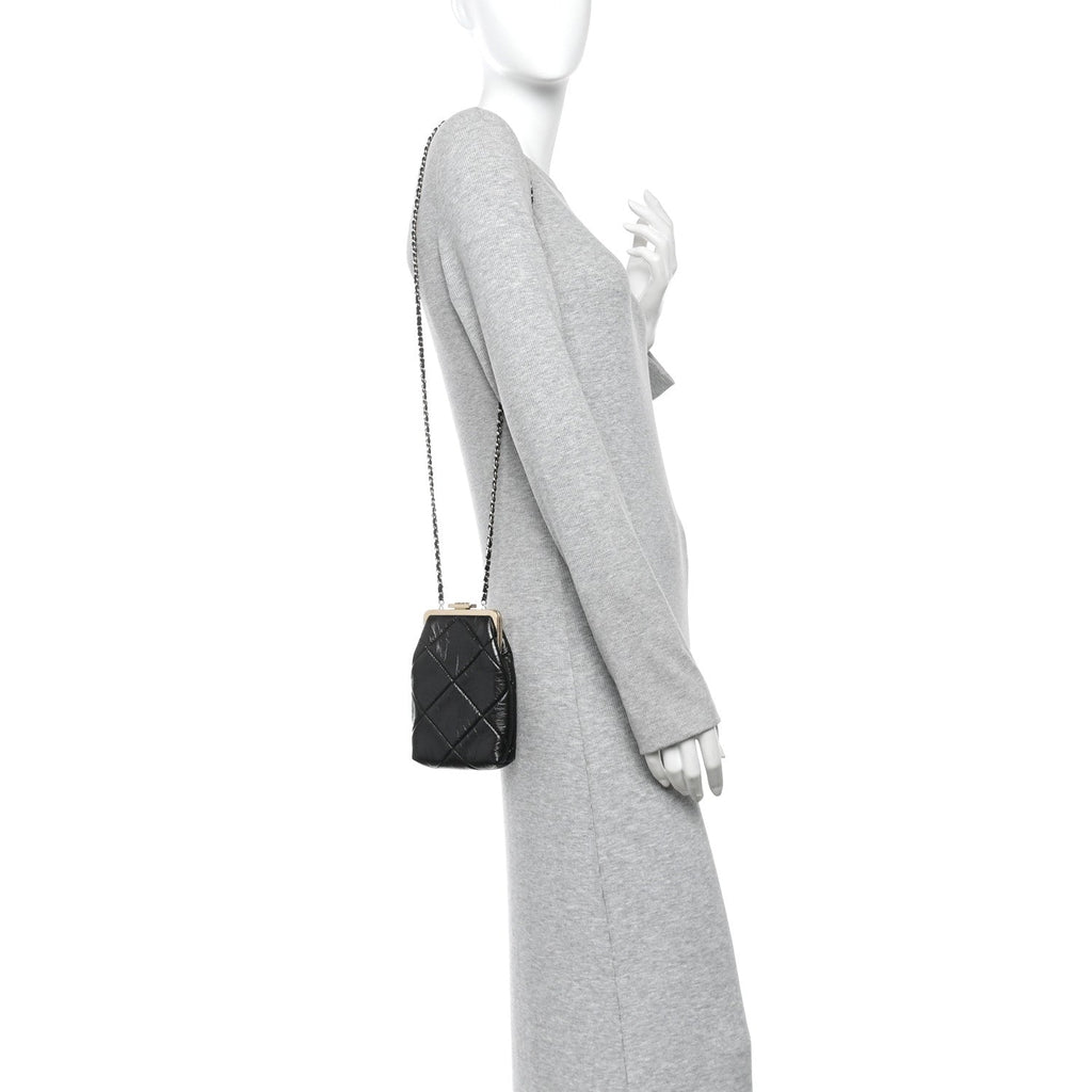 Shiny Aged Lambskin Quilted Kiss Lock Clutch With Chain Black