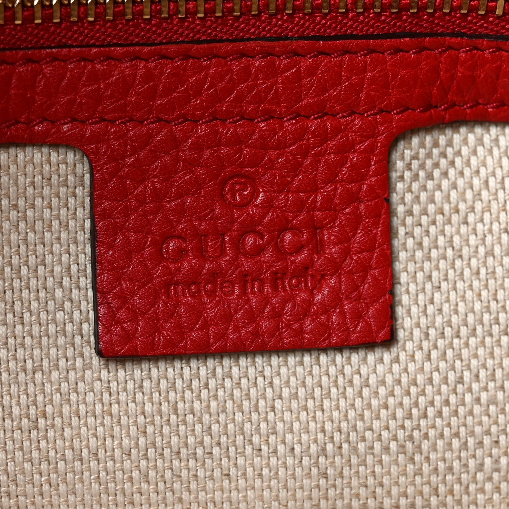 Pebbled Calfskin Large Soho Hobo Tabasco Red
