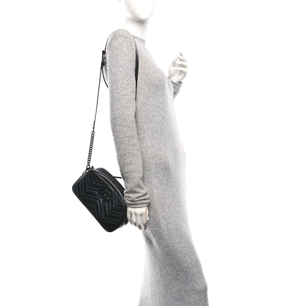 Calfskin Matelasse Monochrome Small GG Marmont Chain Shoulder Bag Black