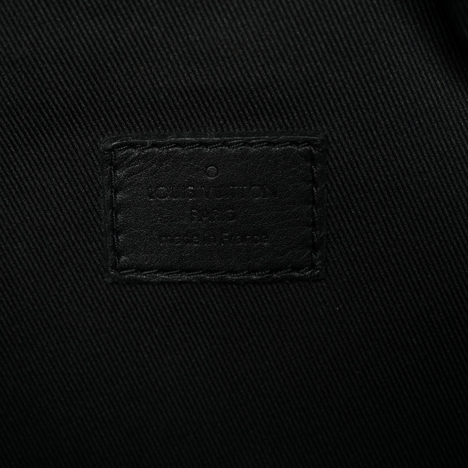 Calfskin Monogram Shadow Discovery Bumbag Black