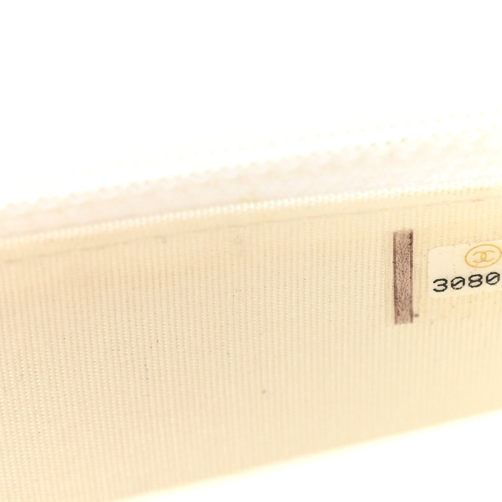 Calfskin Quilted Maxi Pearls Clutch With Chain  White
