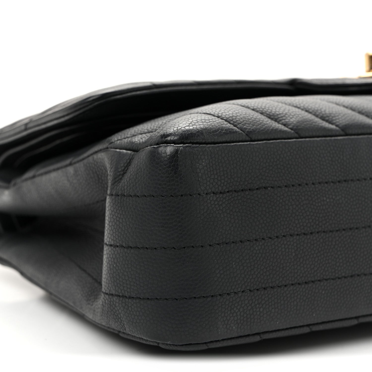 Matte Caviar Chevron Quilted Medium Double Flap Black
