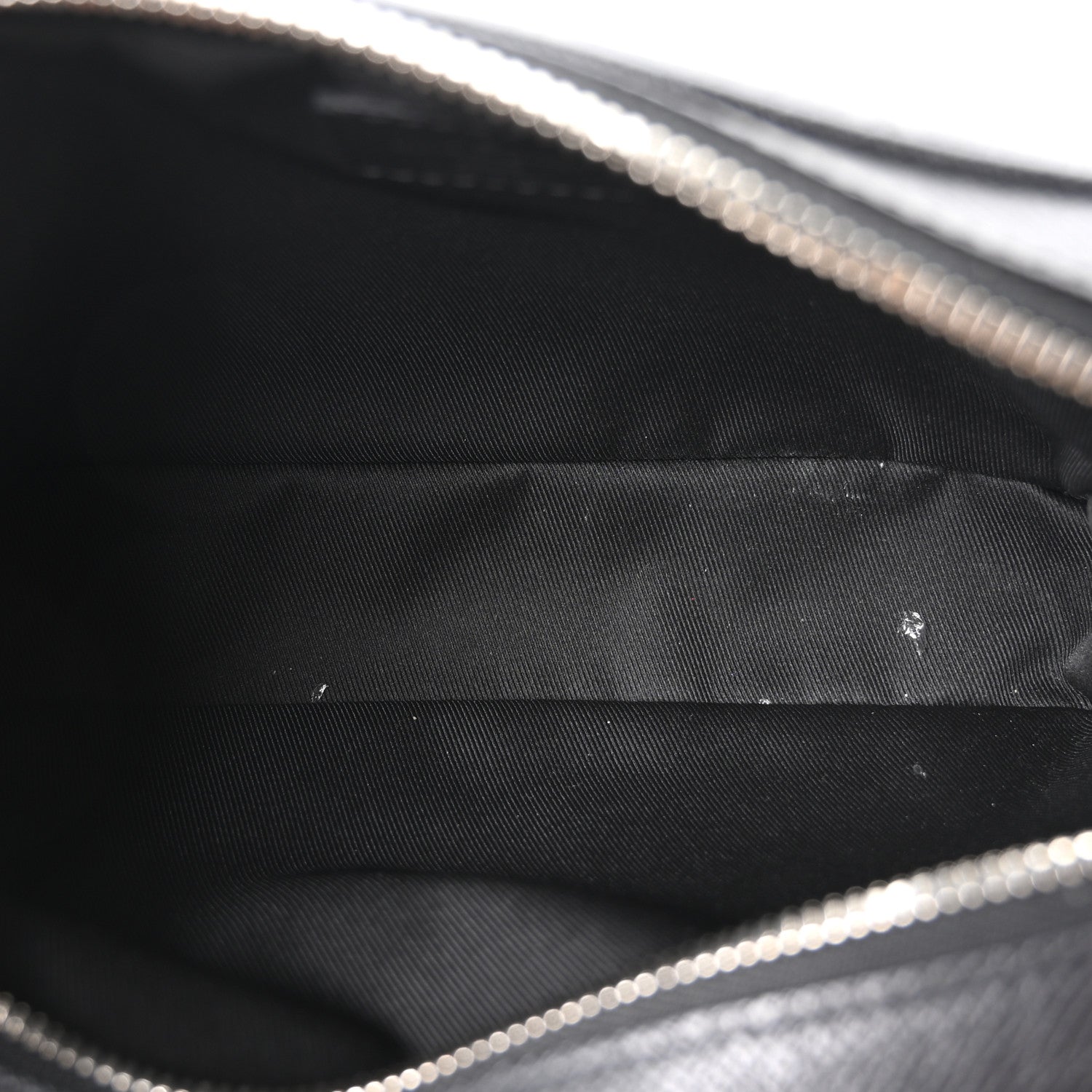 Taiga Monogram Eclipse Outdoor Messenger Black