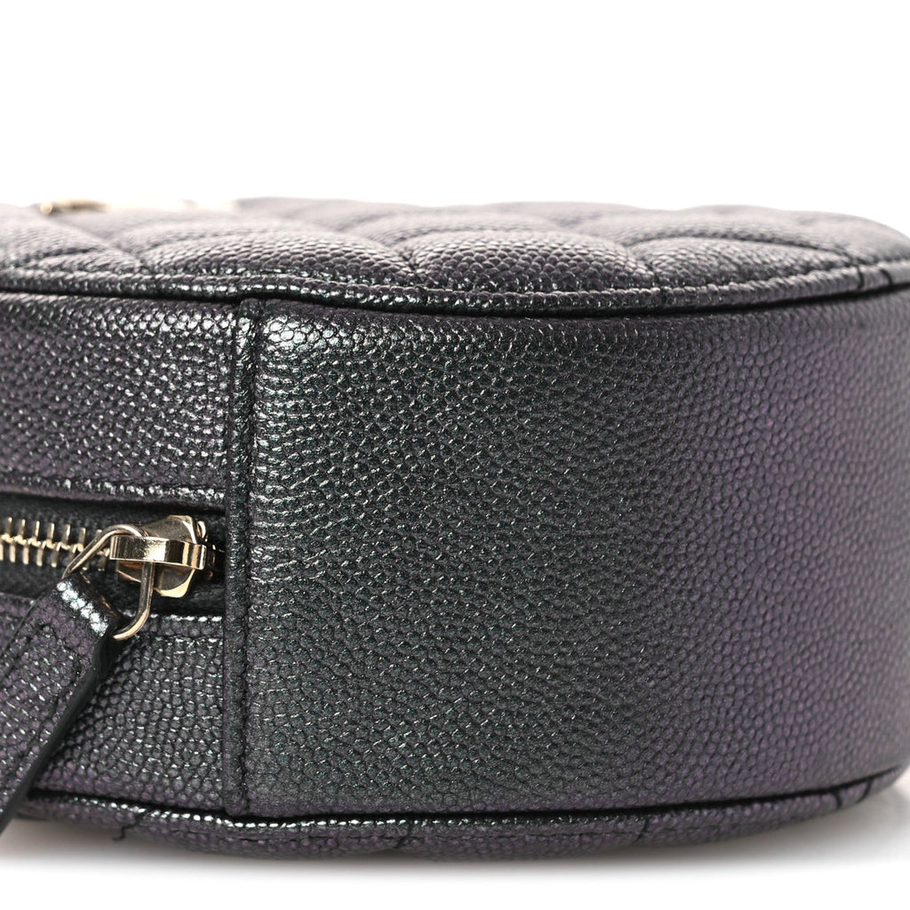 Iridescent Caviar Quilted Round Clutch With Chain Black