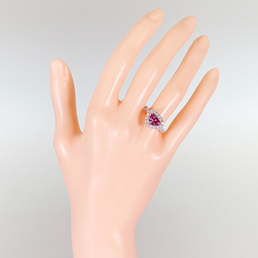 Ring Platinum Pink Sapphire