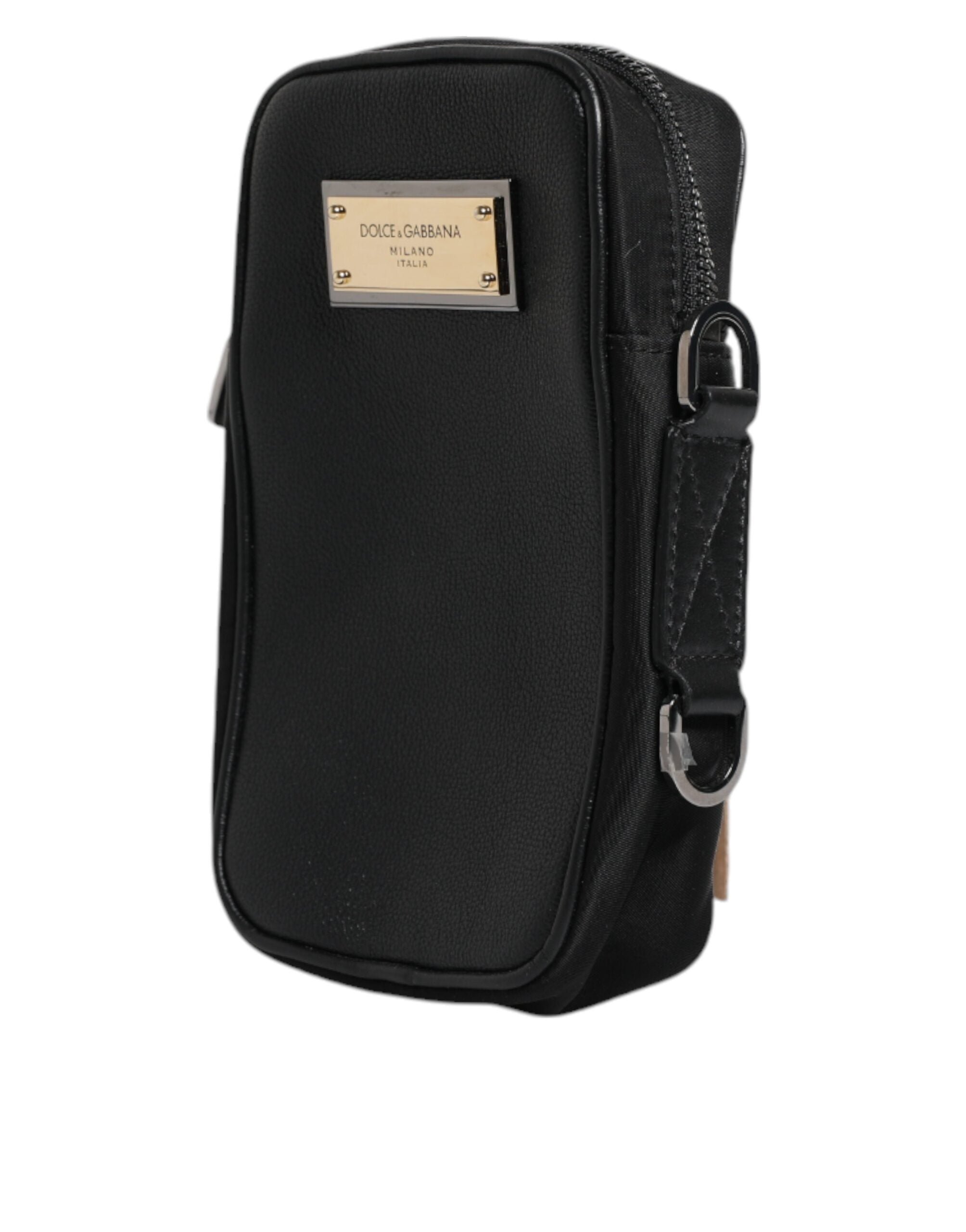 Dolce & Gabbana Black Grain Leather Logo Plaque Clutch Women's Bag ( )