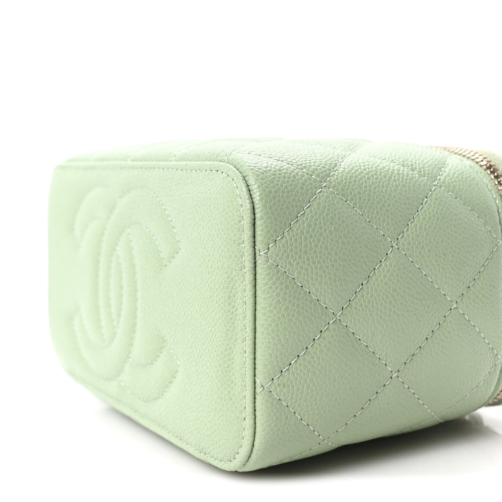 Caviar Quilted Small Vanity Case With Chain Light Green