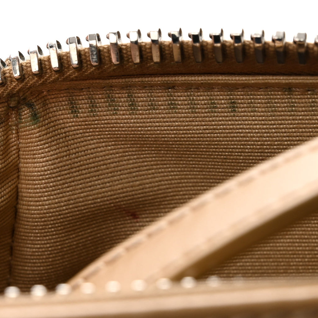 Smooth Calfskin Nano Antigona Beige Cappuccino