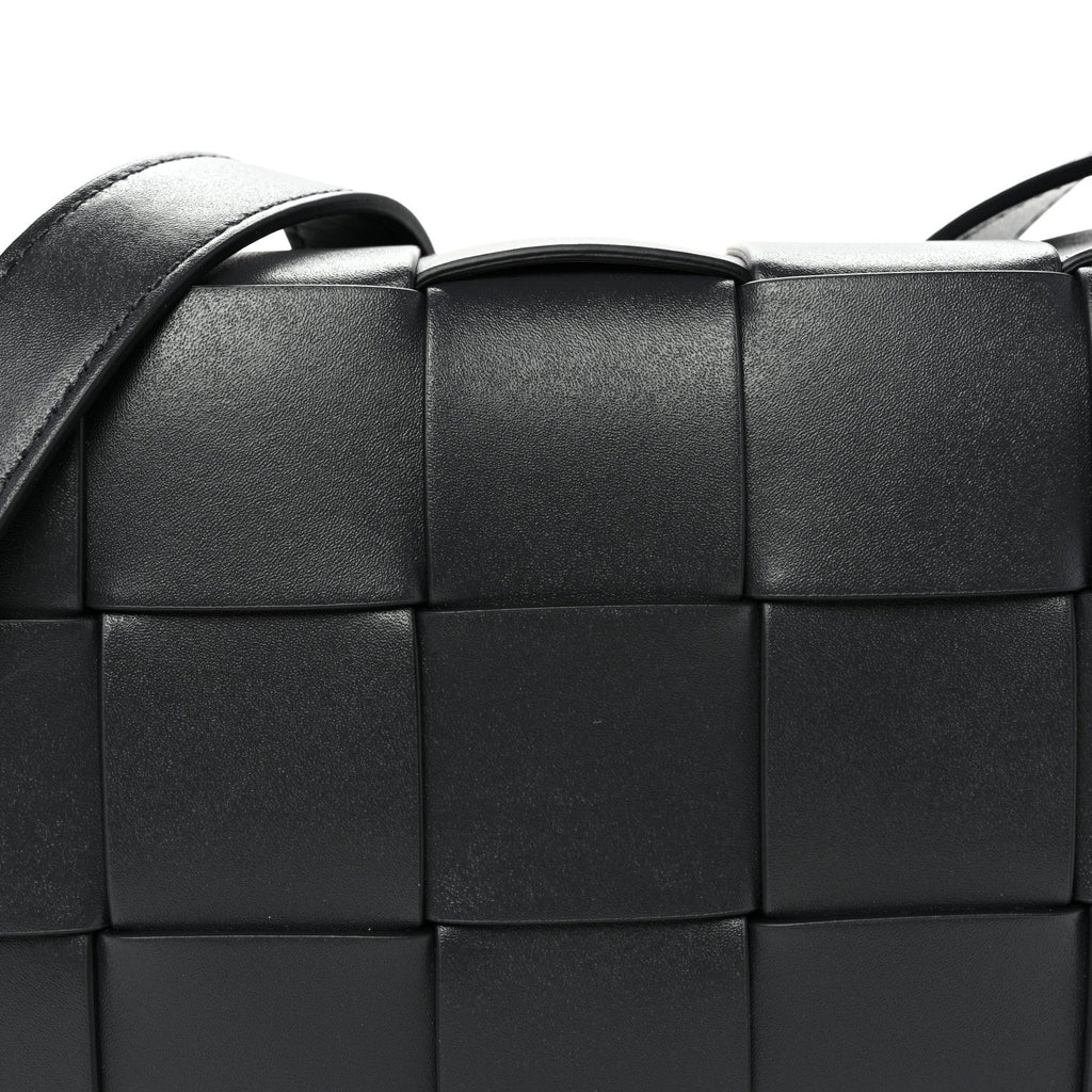 Lambskin Maxi Intreccio Small Cassette Crossbody Bag Ardoise Glacier