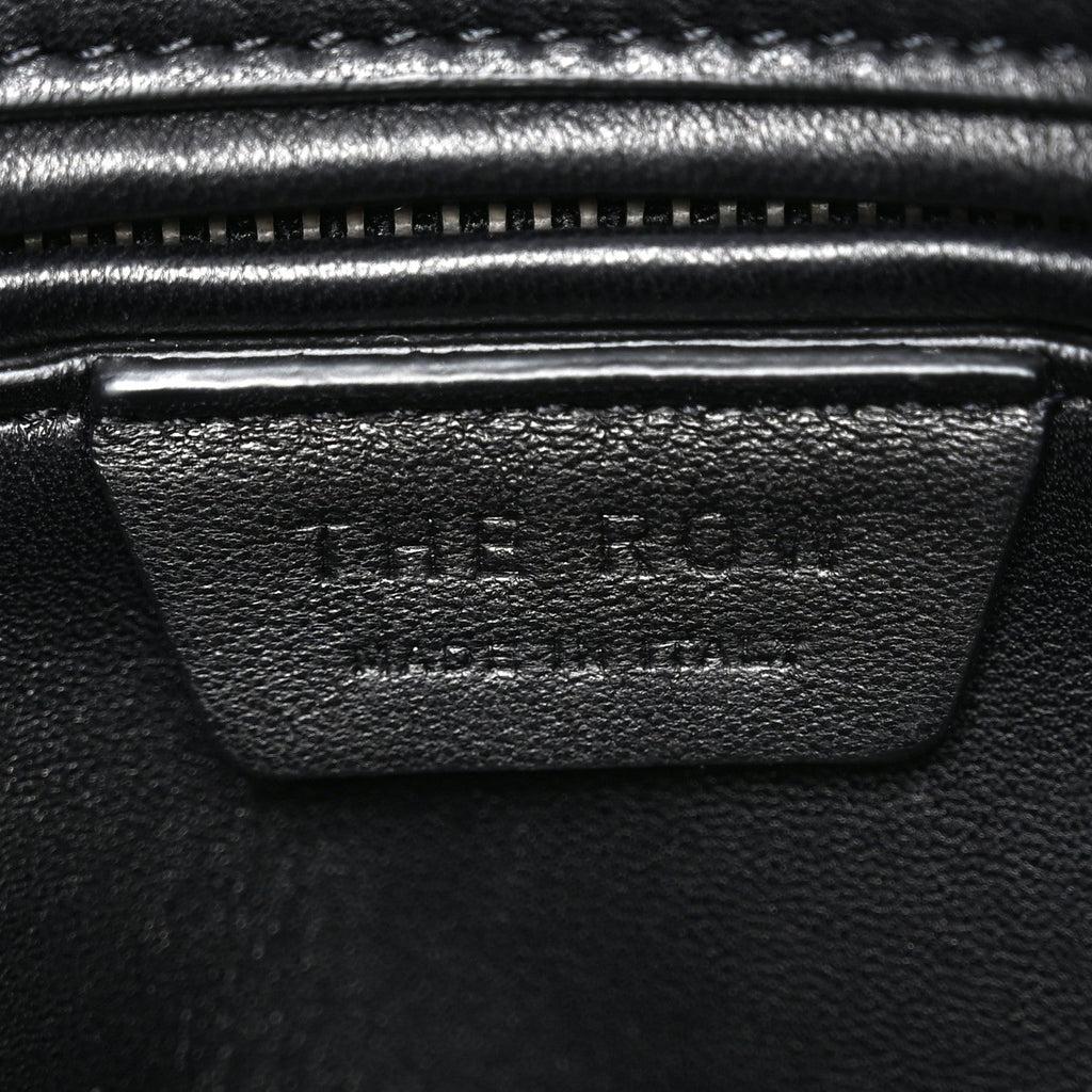 Matte Grained Calfskin India 10 Black