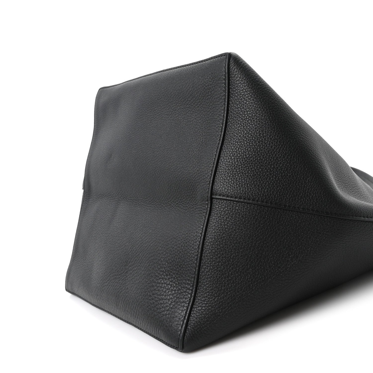 Grained Calfskin Park Tote Three Black