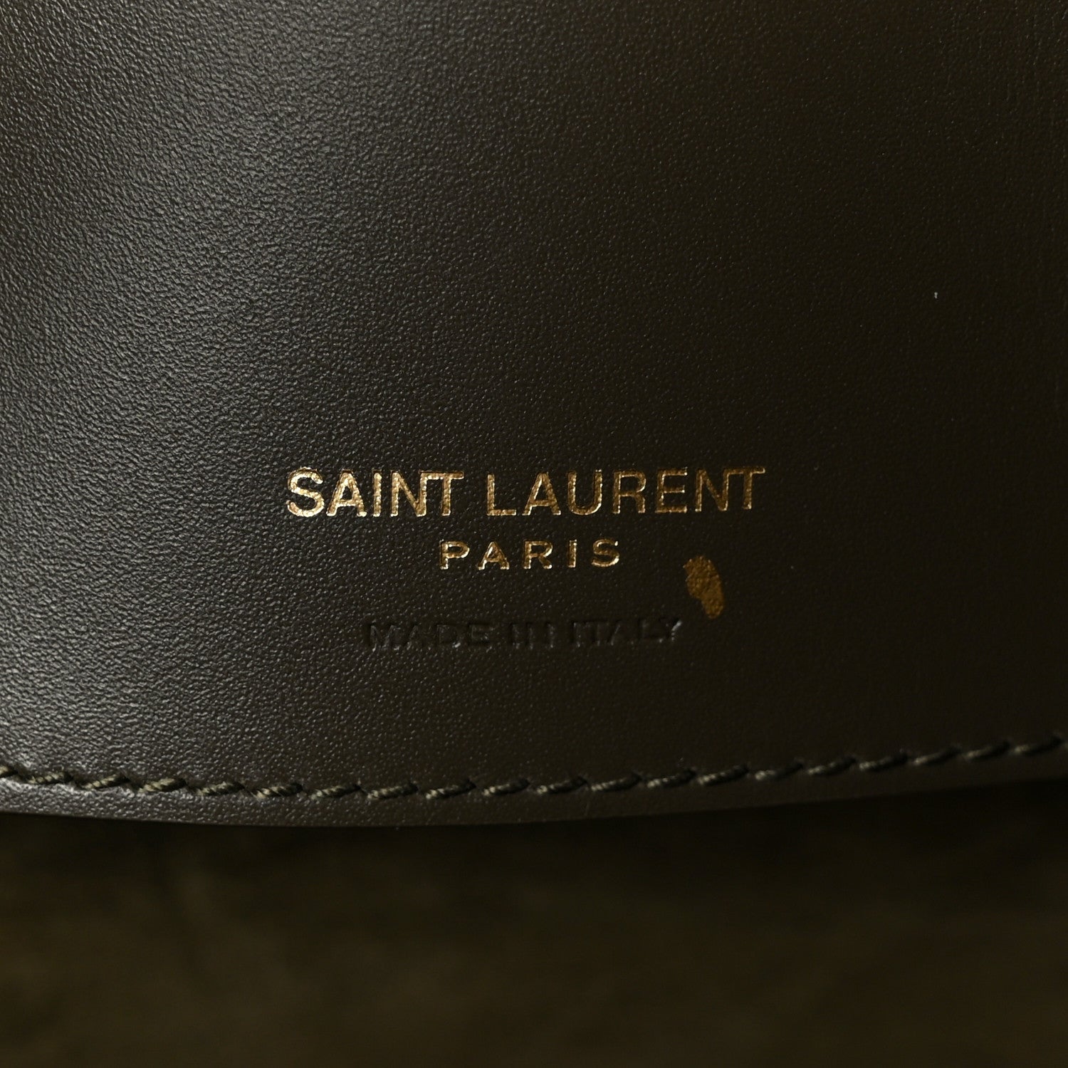 Shiny Calfskin Le 37 Bucket Bag Arabica