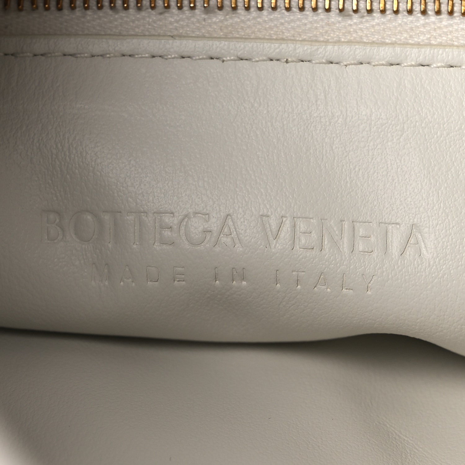Calfskin Intrecciato Large Hop White