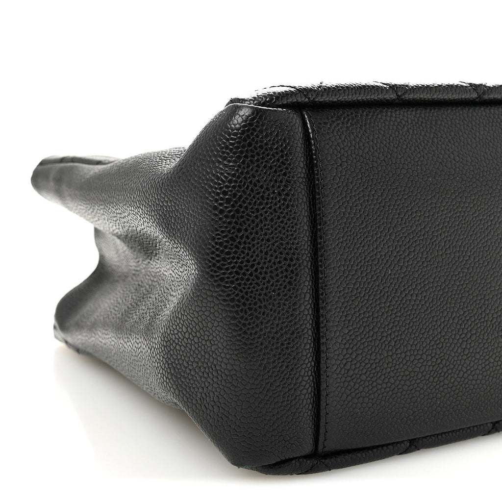 Caviar Quilted Grand Shopping Tote GST Black
