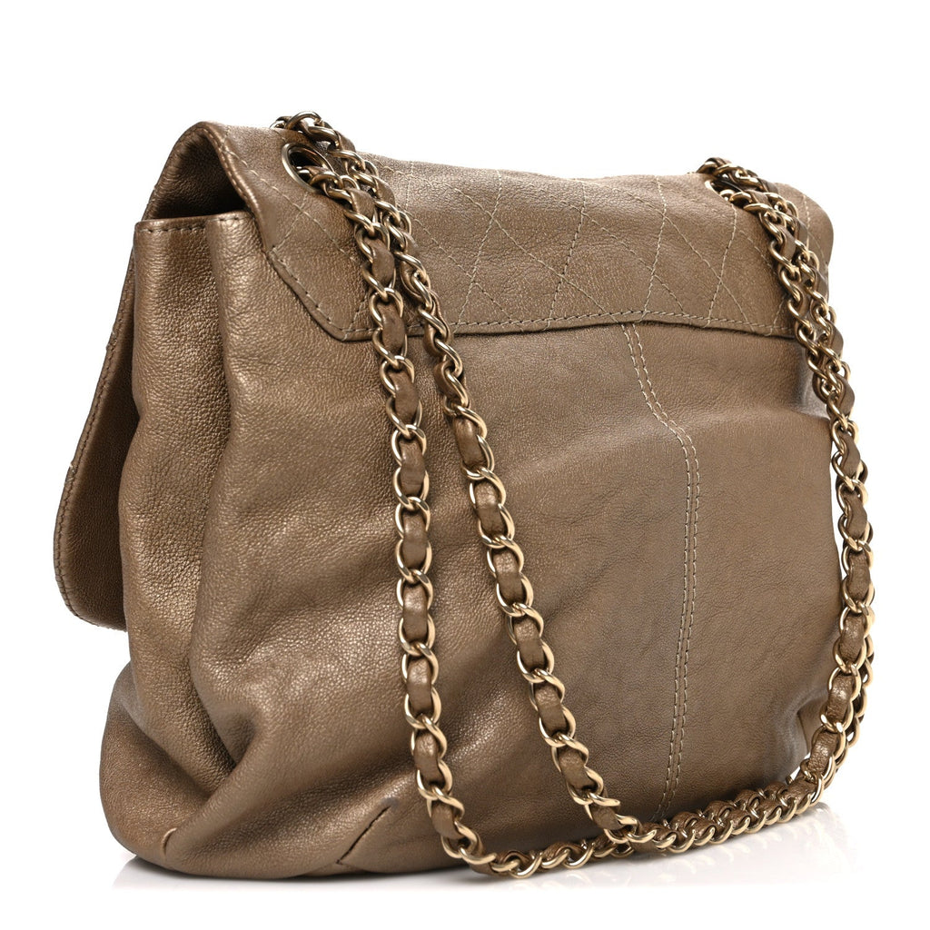 Metallic Calfskin Quilted Trianon Small Messenger Flap Gold