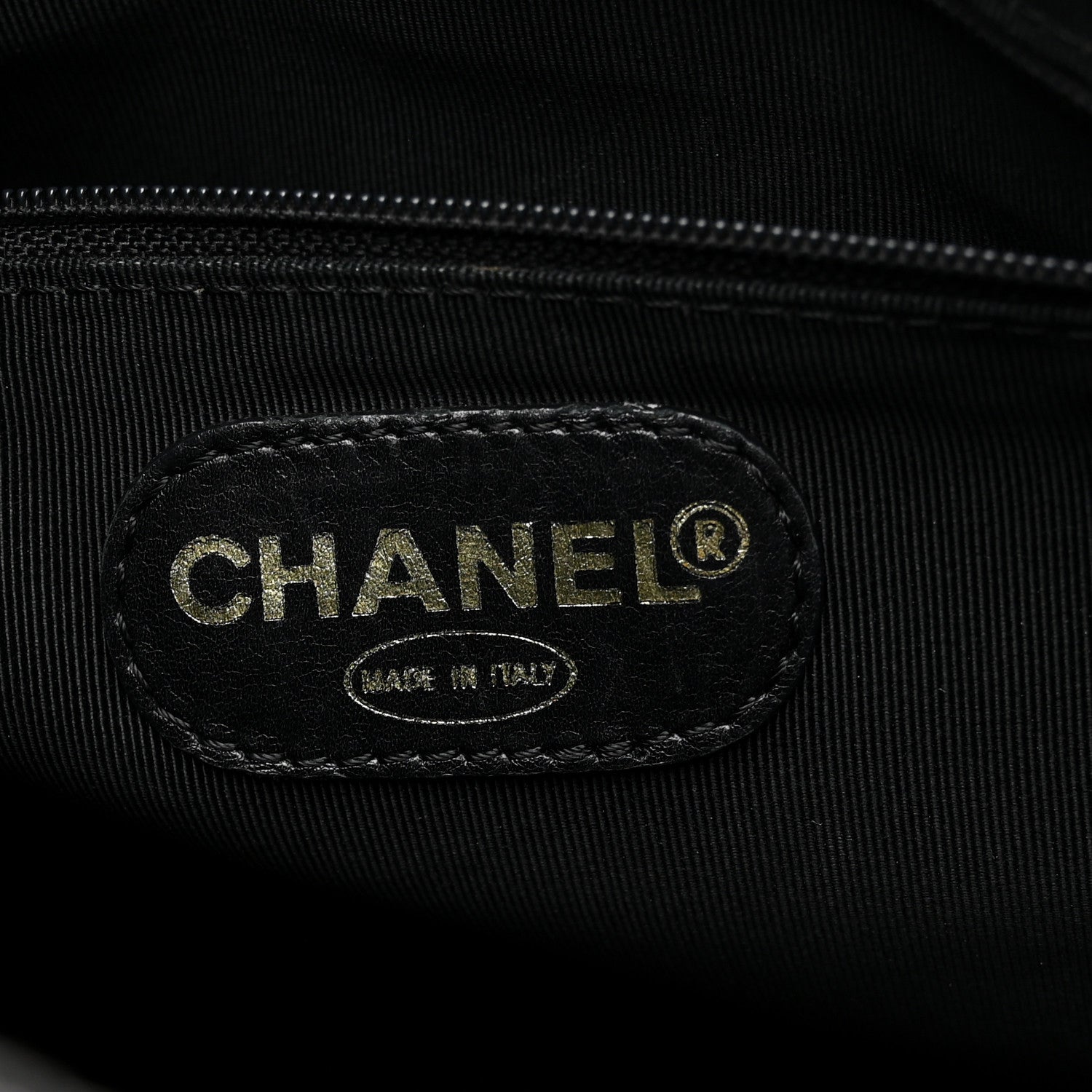 Caviar Shoulder Bag Black