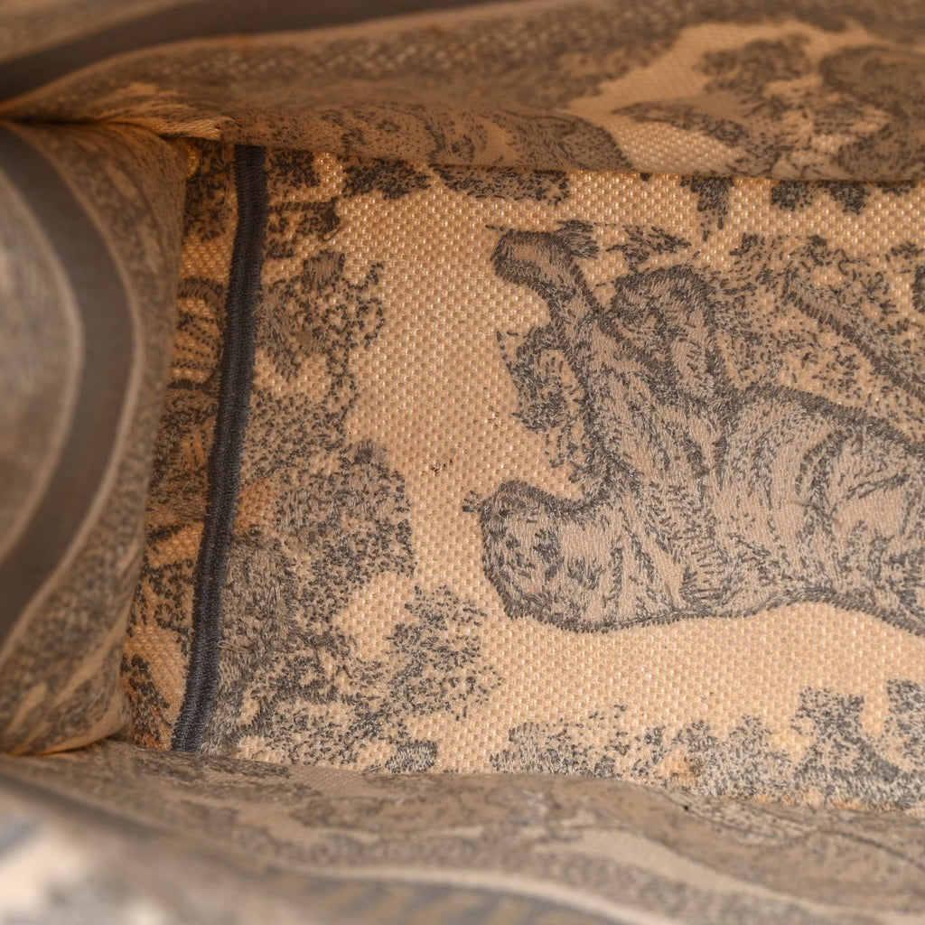 Canvas Embroidered Medium Dioriviera Toile De Jouy Book Tote Gray