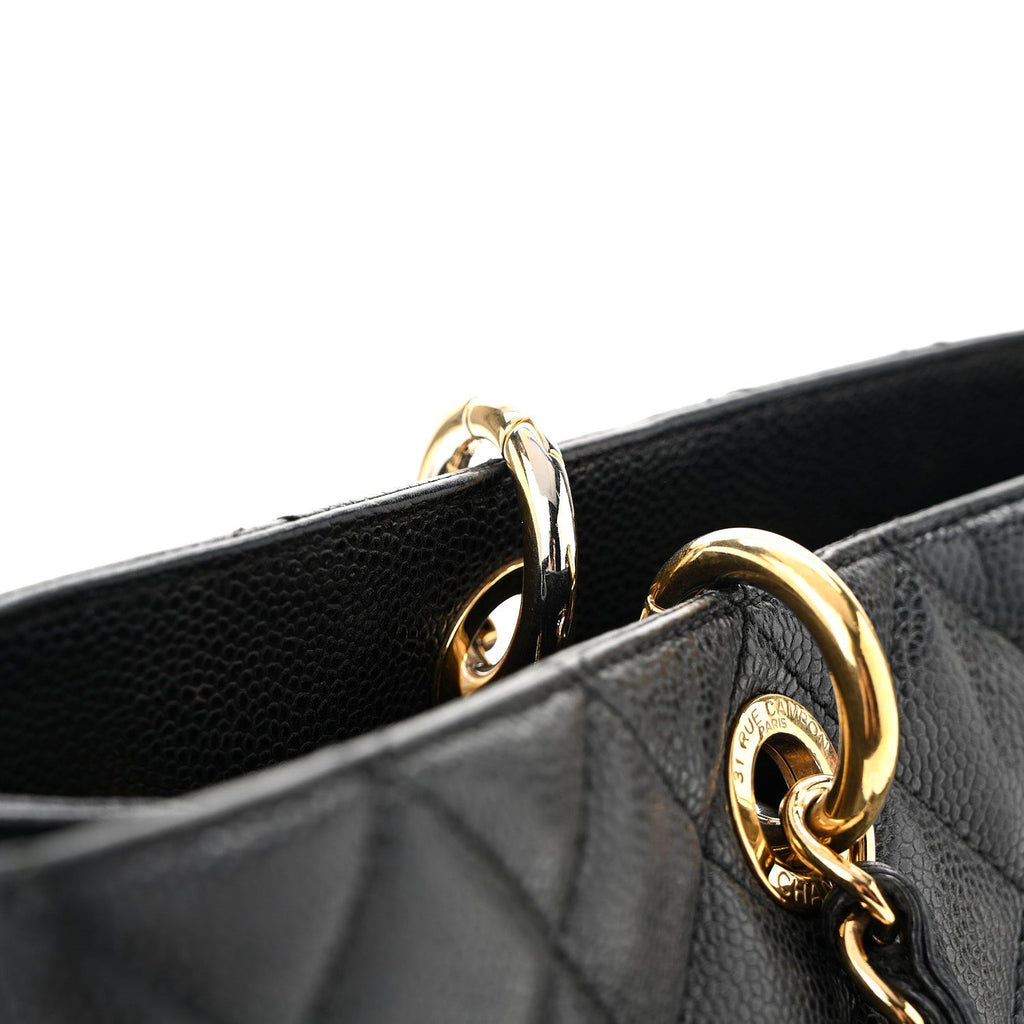 Caviar Quilted XL Grand Shopping Tote GST Black