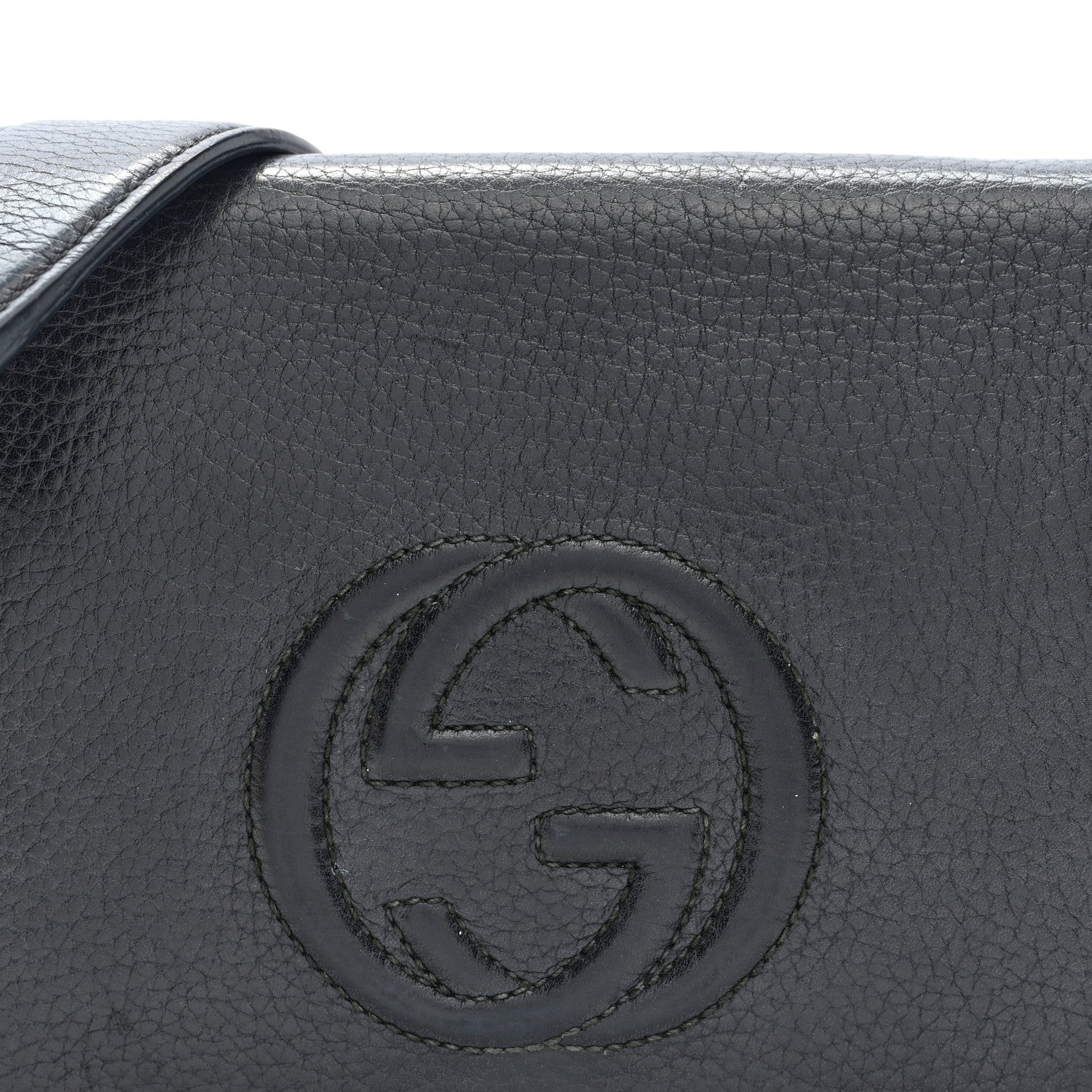Pebbled Calfskin Soho Wallet On Chain Black