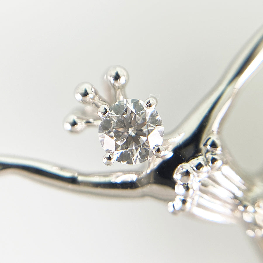 TASAKI Brooch