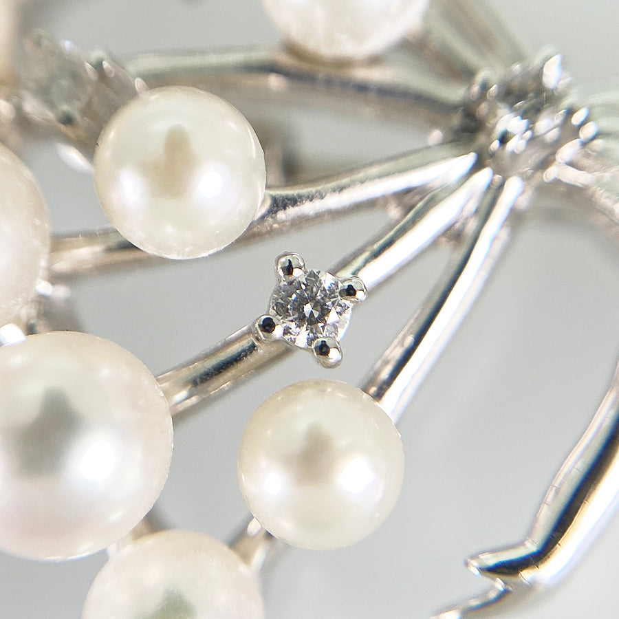 TASAKI Brooch