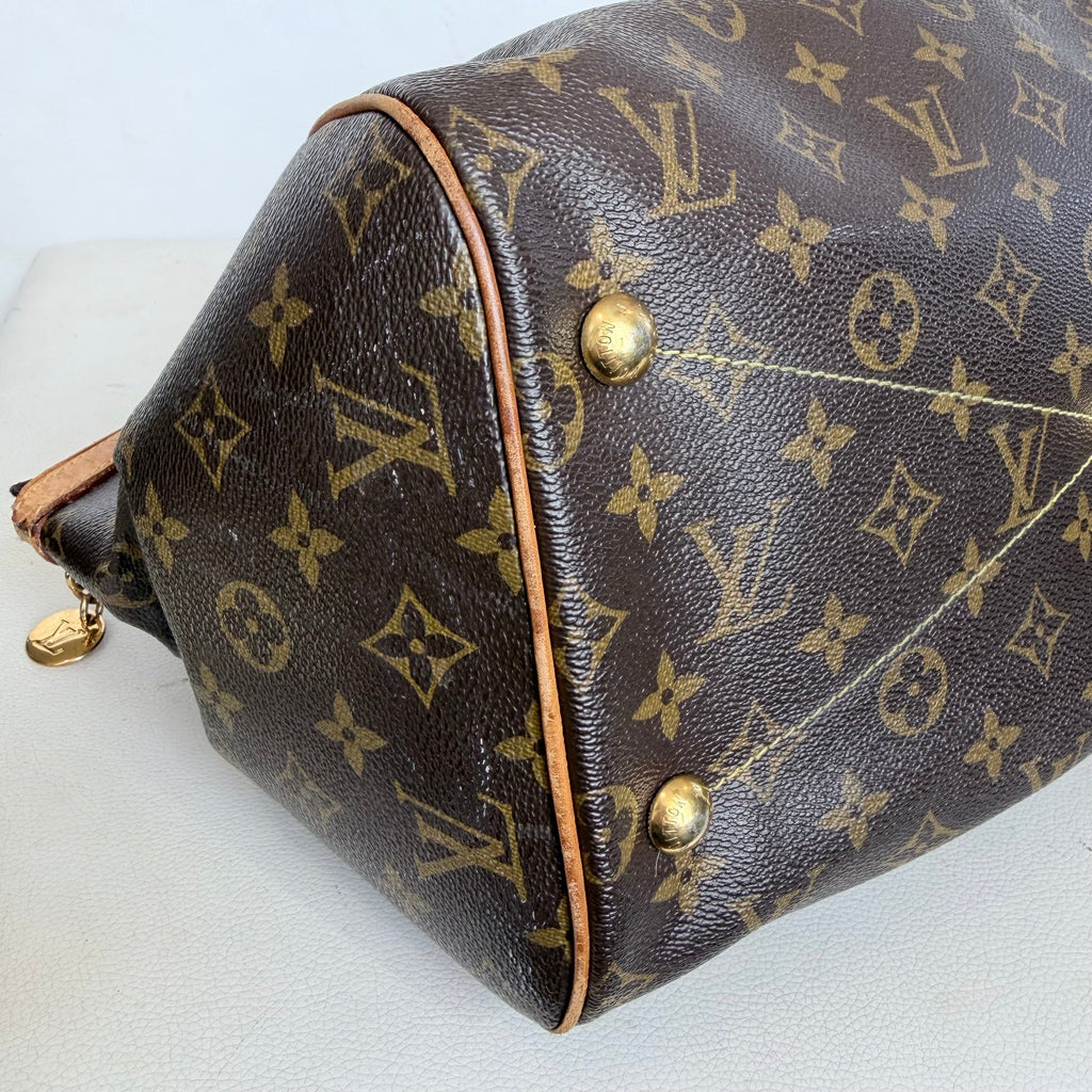 LOUIS VUITTON Tivoli GM Shoulder Bag