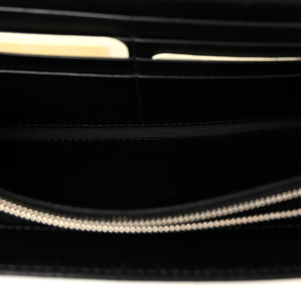 Vitello Liberty Fun Fair Studded Continental Wallet On Chain Black Multicolor
