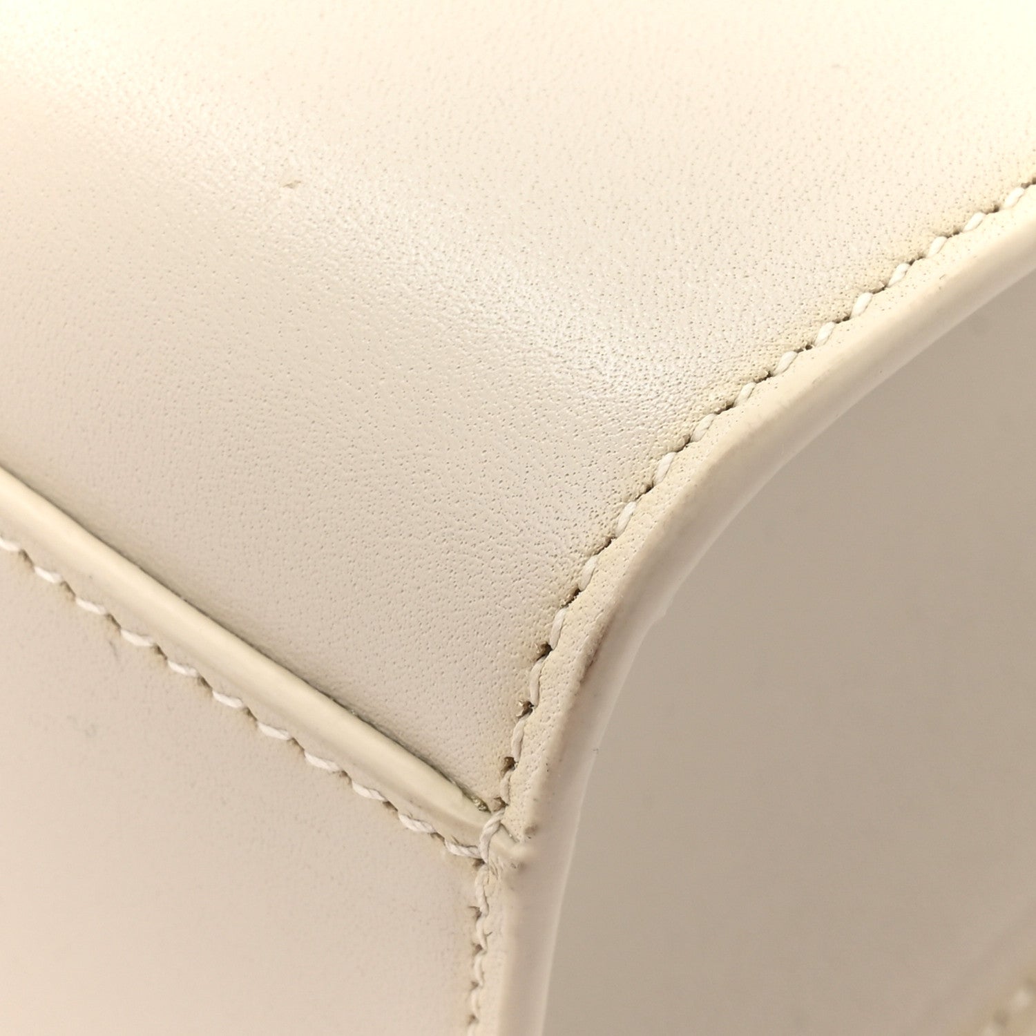Smooth Calfskin Manhattan Shoulder Bag Crema Soft