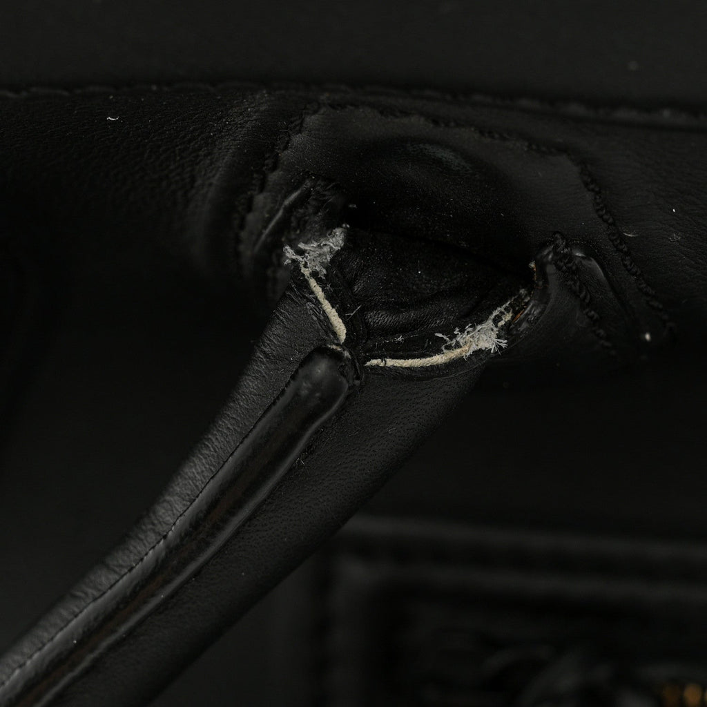 Grained Calfskin Medium Phantom Luggage Black