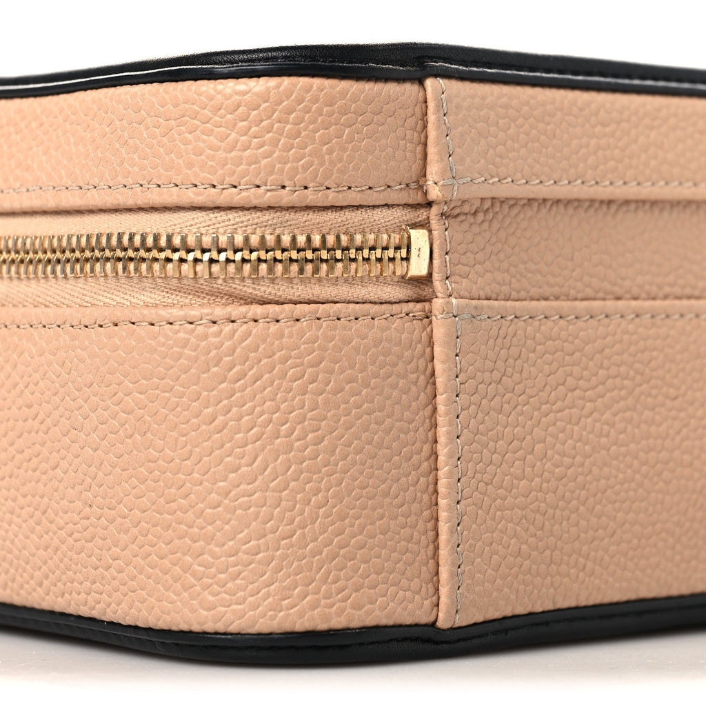 Caviar Quilted Medium CC Filigree Vanity Case Beige Black
