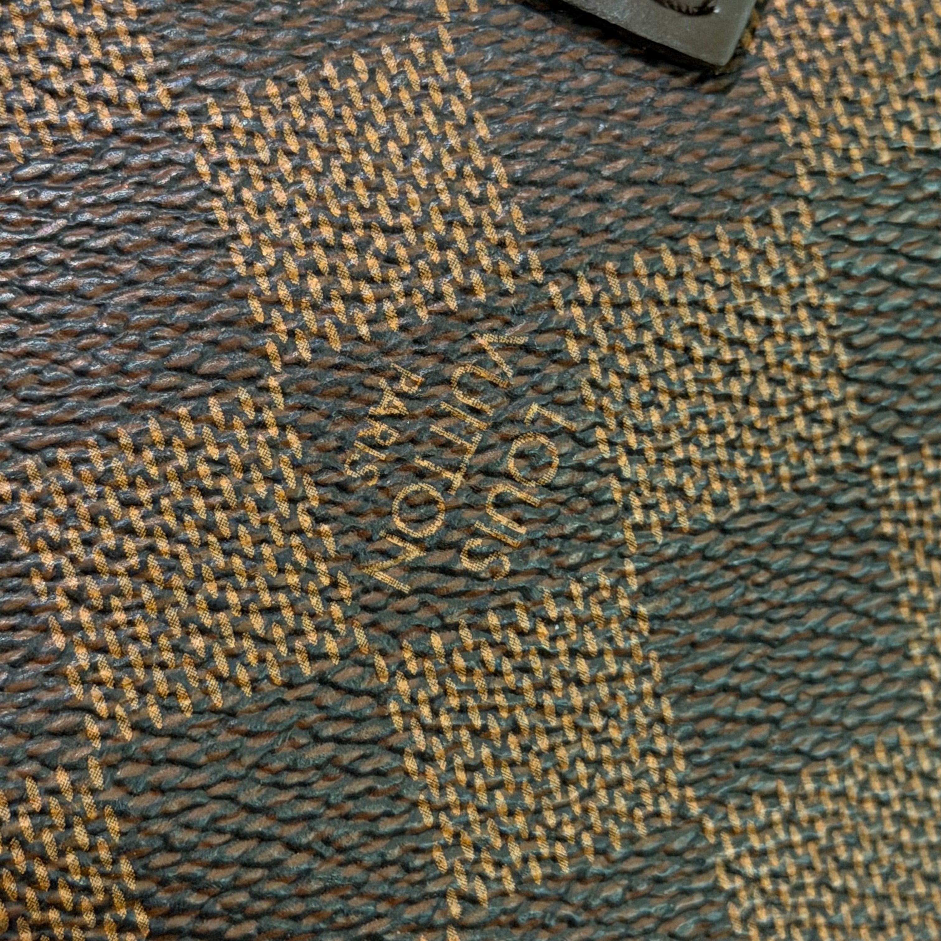 Louis Vuitton Speedy 30 Damier Ebene Top Handle Bag