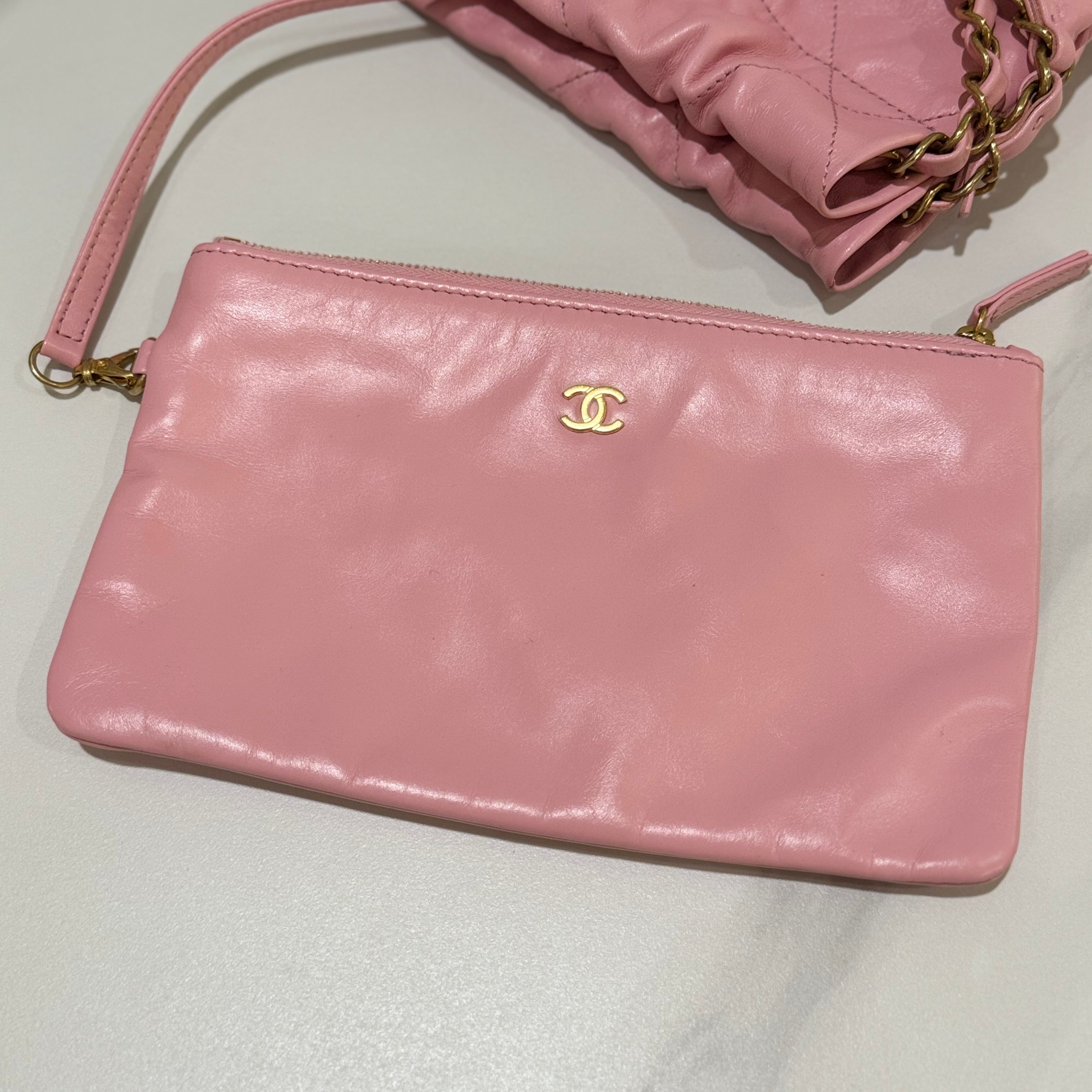 CHANEL 22 BAG SMALL PINK