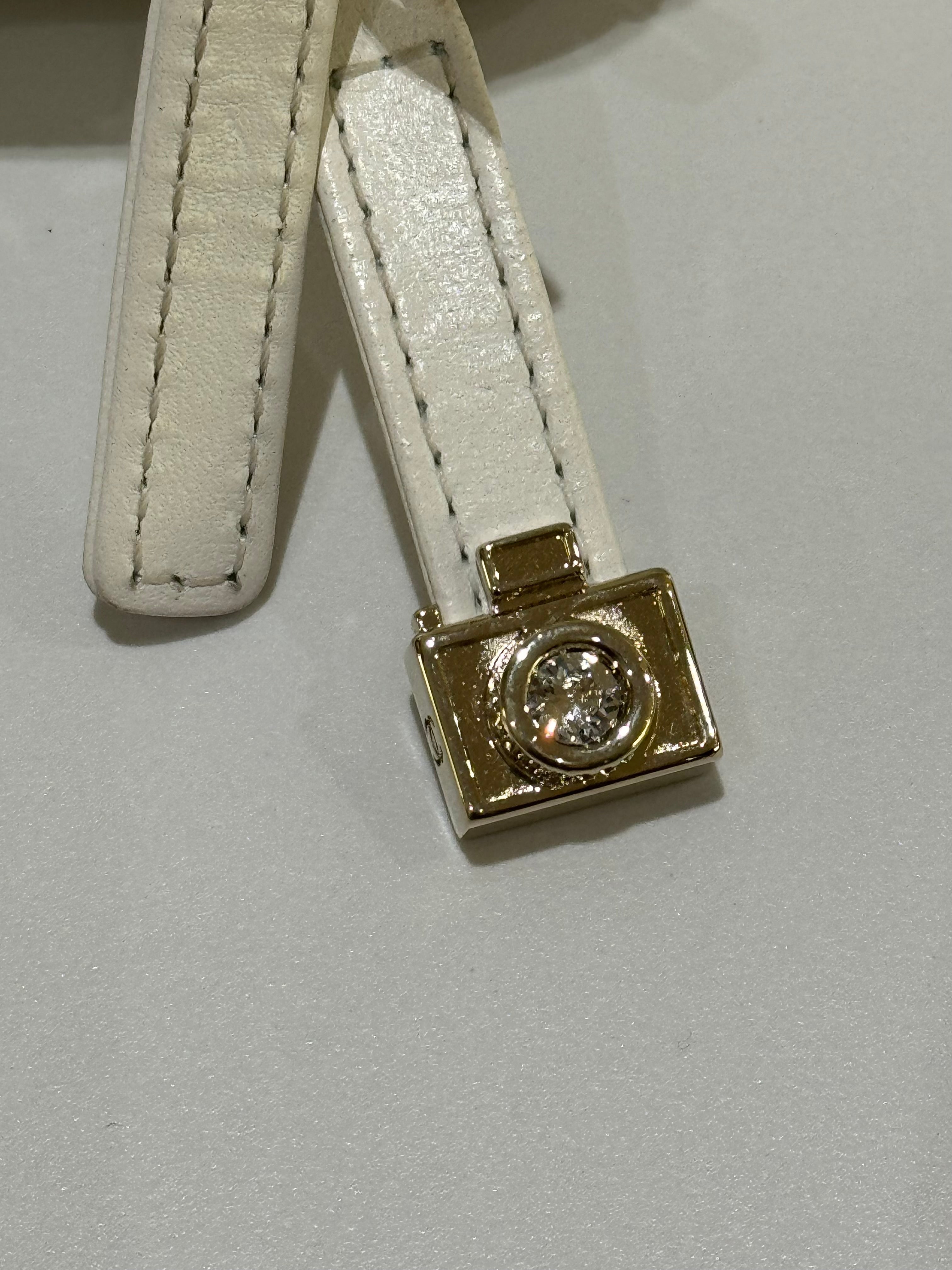 CHANEL CAMERA BAG WHITE