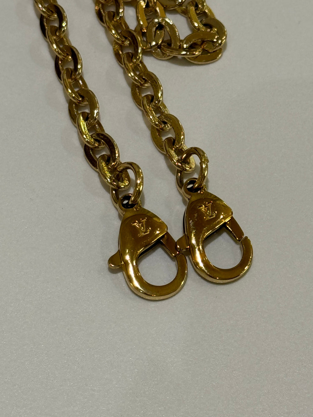 LOUIS VUITTON WALLET ON CHAIN PINK