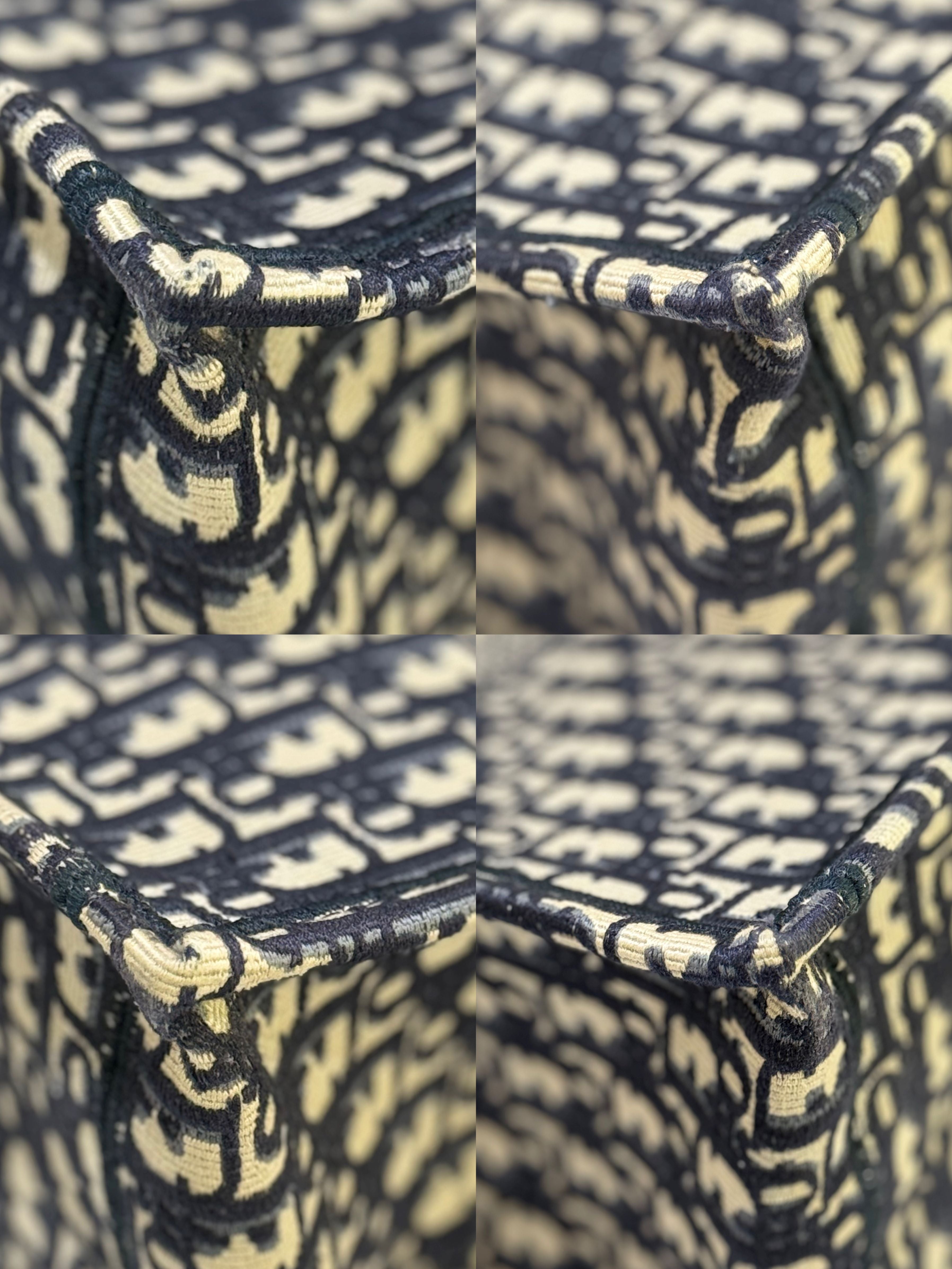 DIOR BOOK TOTE LARGE SIZE