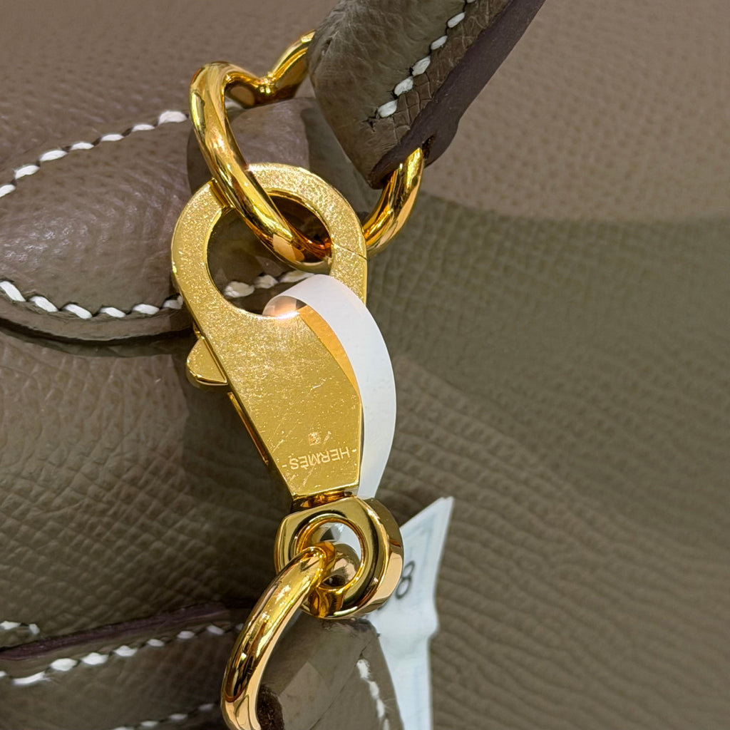 HERMES Kelly 25 Etoupe with Gold Hardware Epsom Leather (Stamp B)
