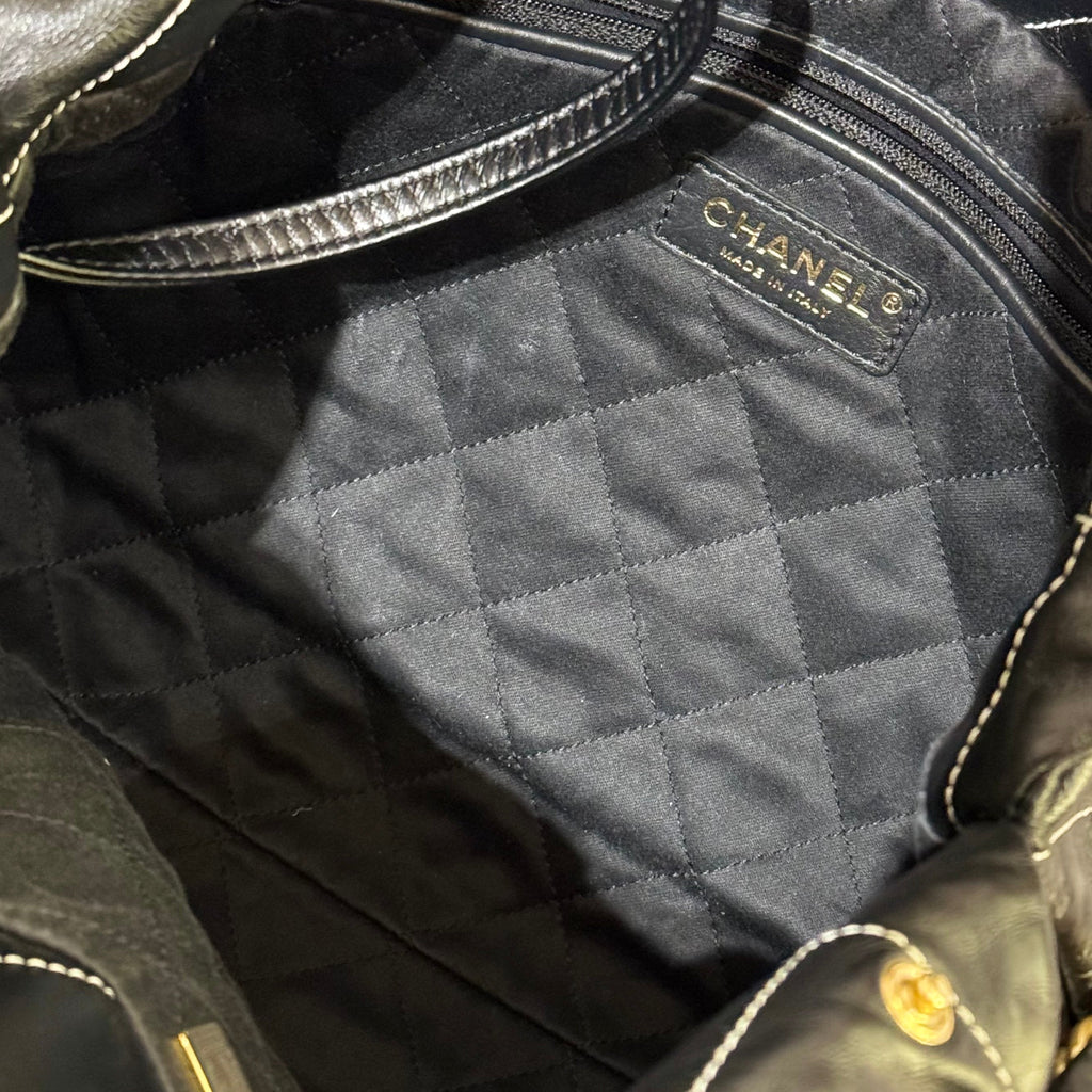 CHANEL 22 BAG SMALL IN BLACK WITH WHITE STITCHING