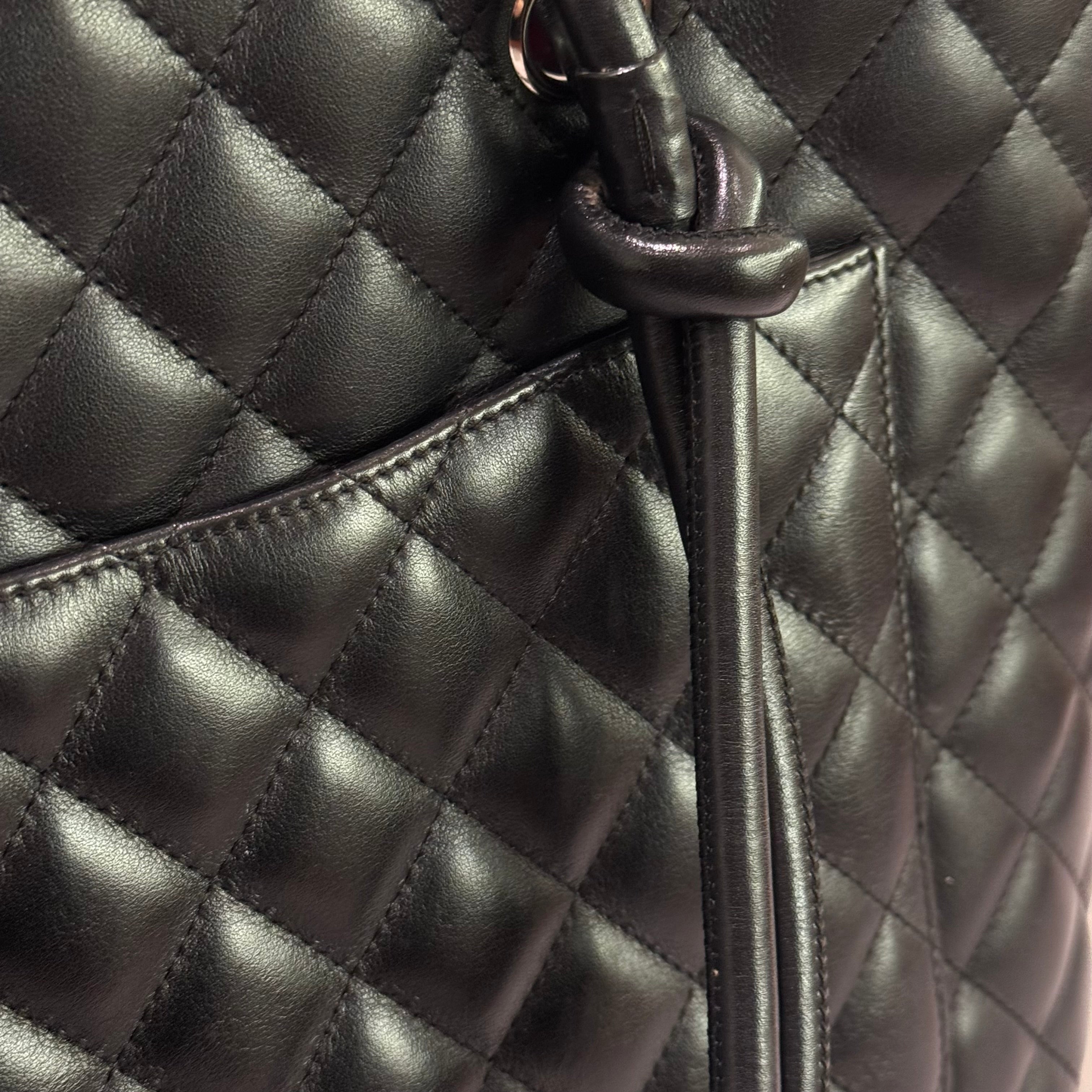 CHANEL TOTE CLASSIC COWHIDE LEATHER SHOULDER BAG