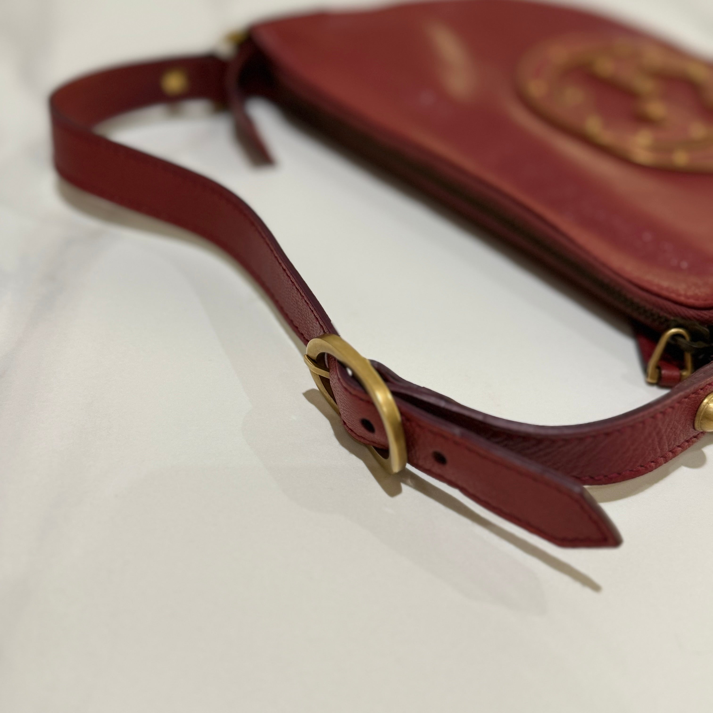 GUCCI DOUBLE G SHOULDER UNDERARM BAG
