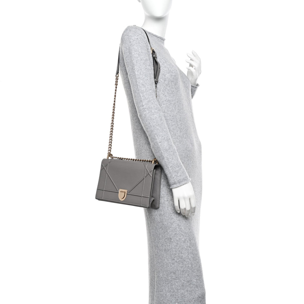 Grained Calfskin Medium Diorama Flap Bag Gris